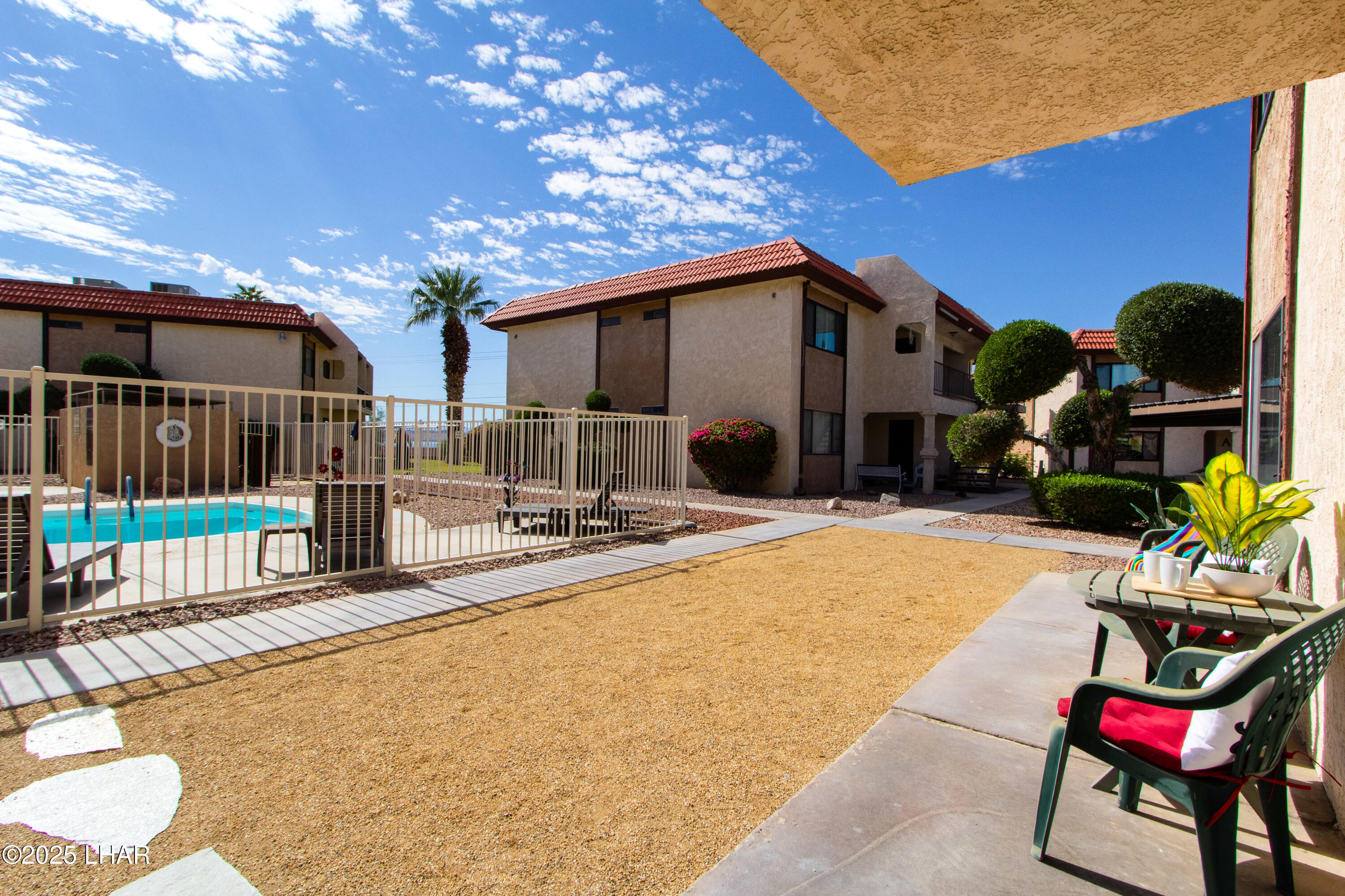 471 Lake Havasu Ave N, #B