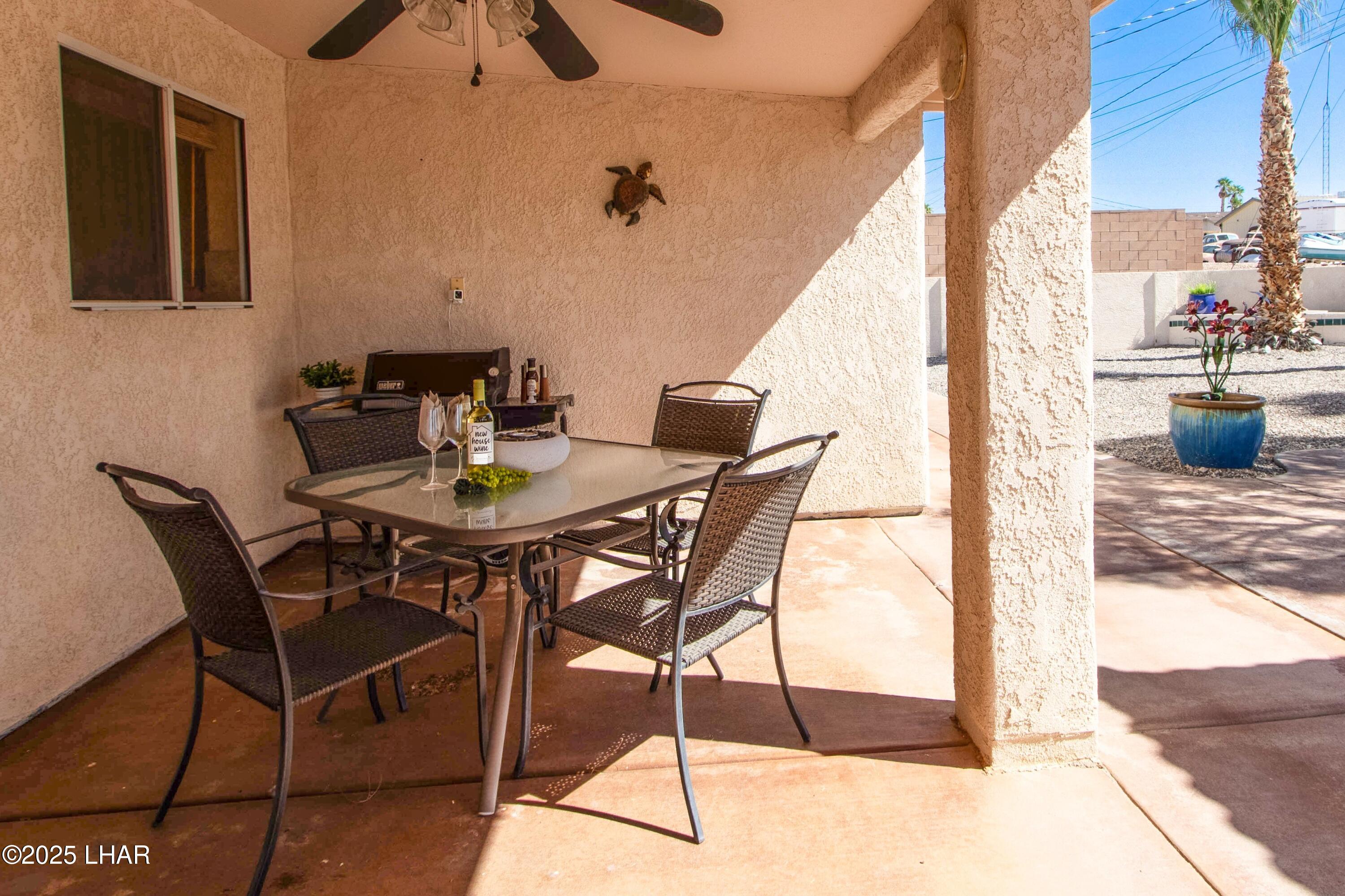 3528 Bluegrass Dr