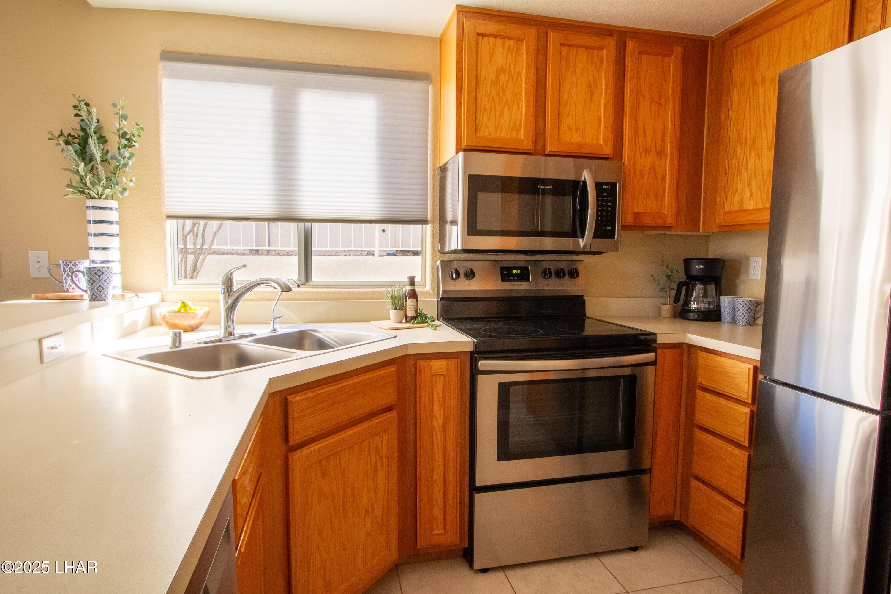 420 Acoma Blvd S, #26