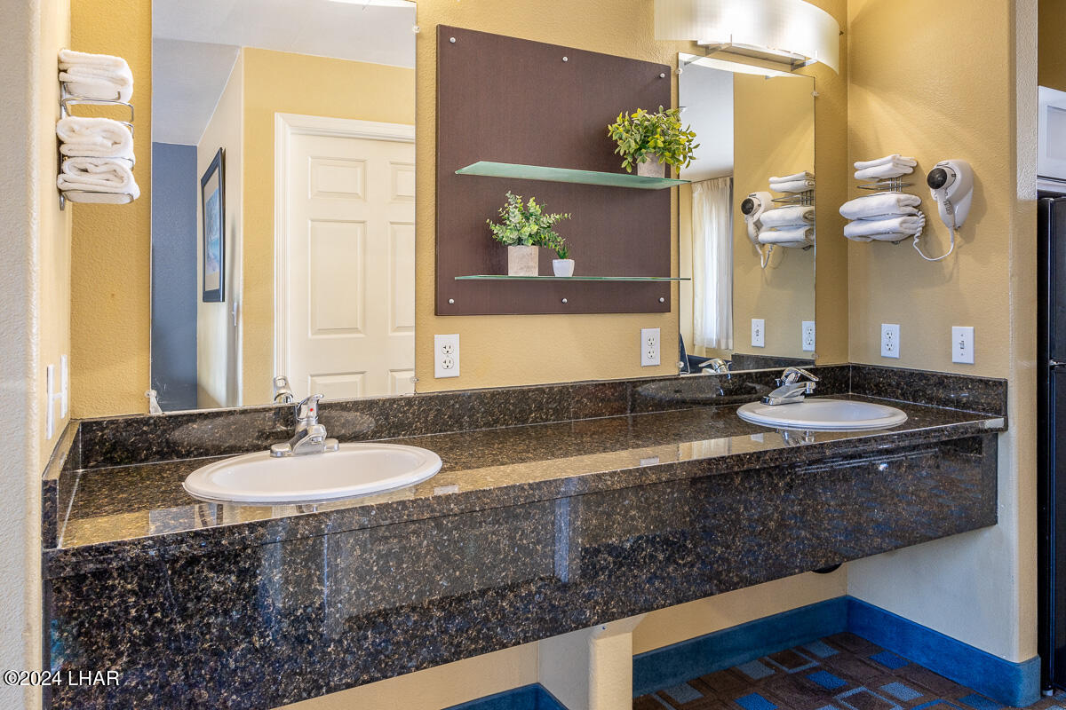 1000 McCulloch Blvd N #545