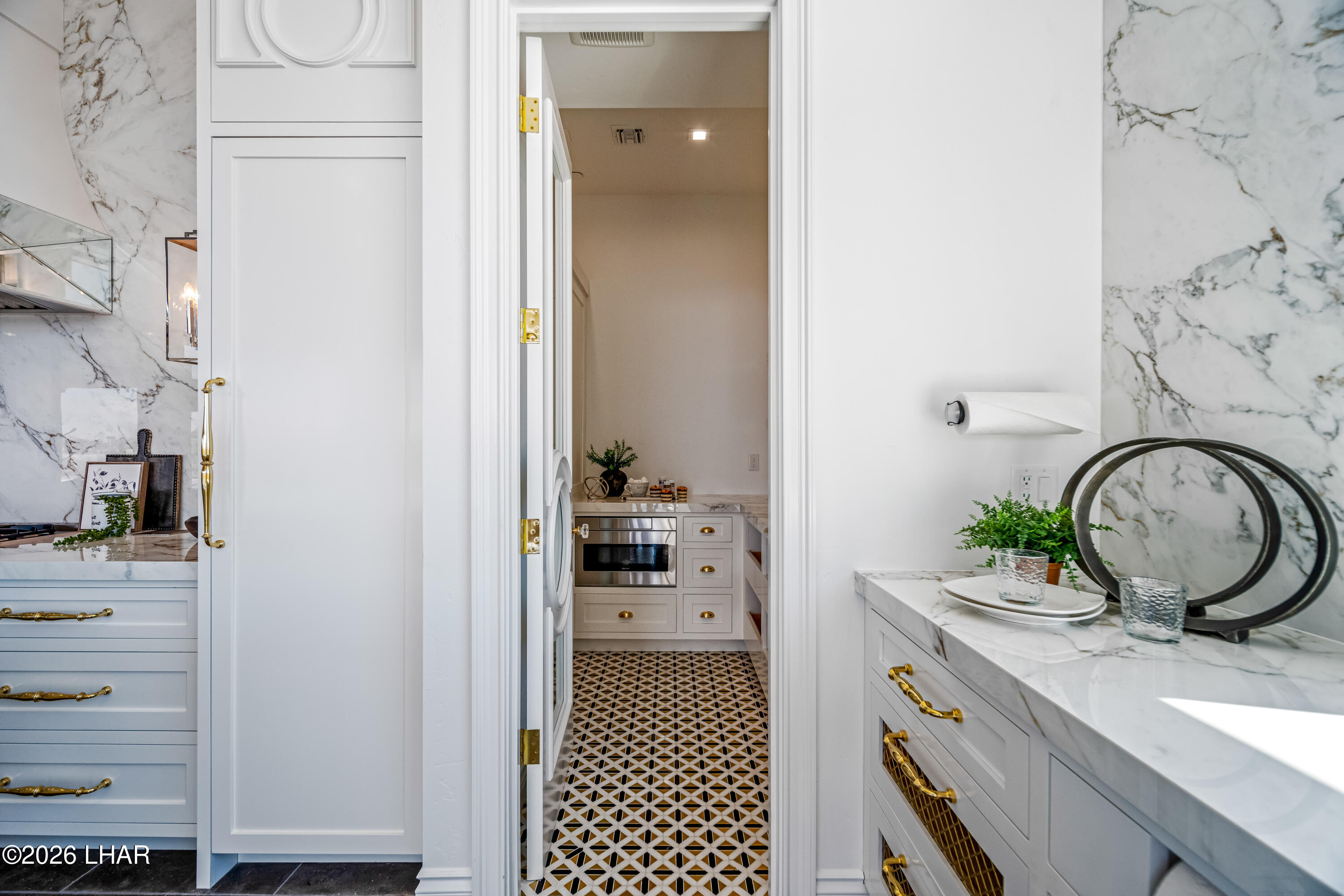 2040 Circula de Hacienda