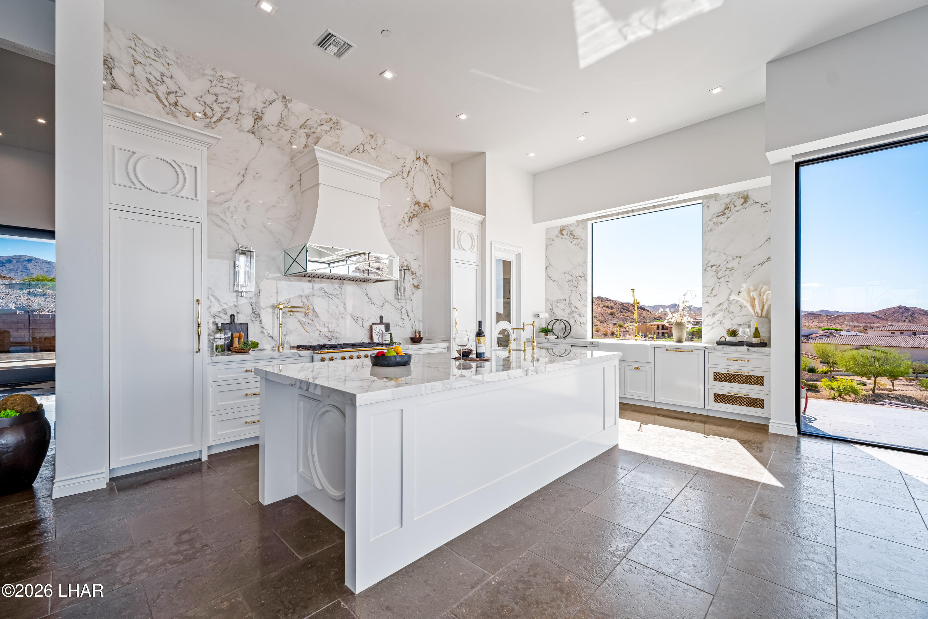 2040 Circula de Hacienda