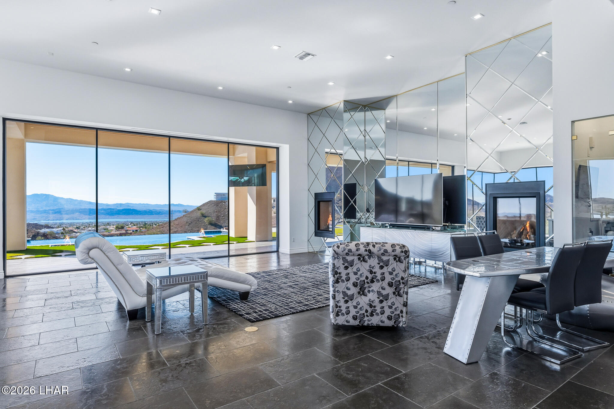 2040 Circula de Hacienda