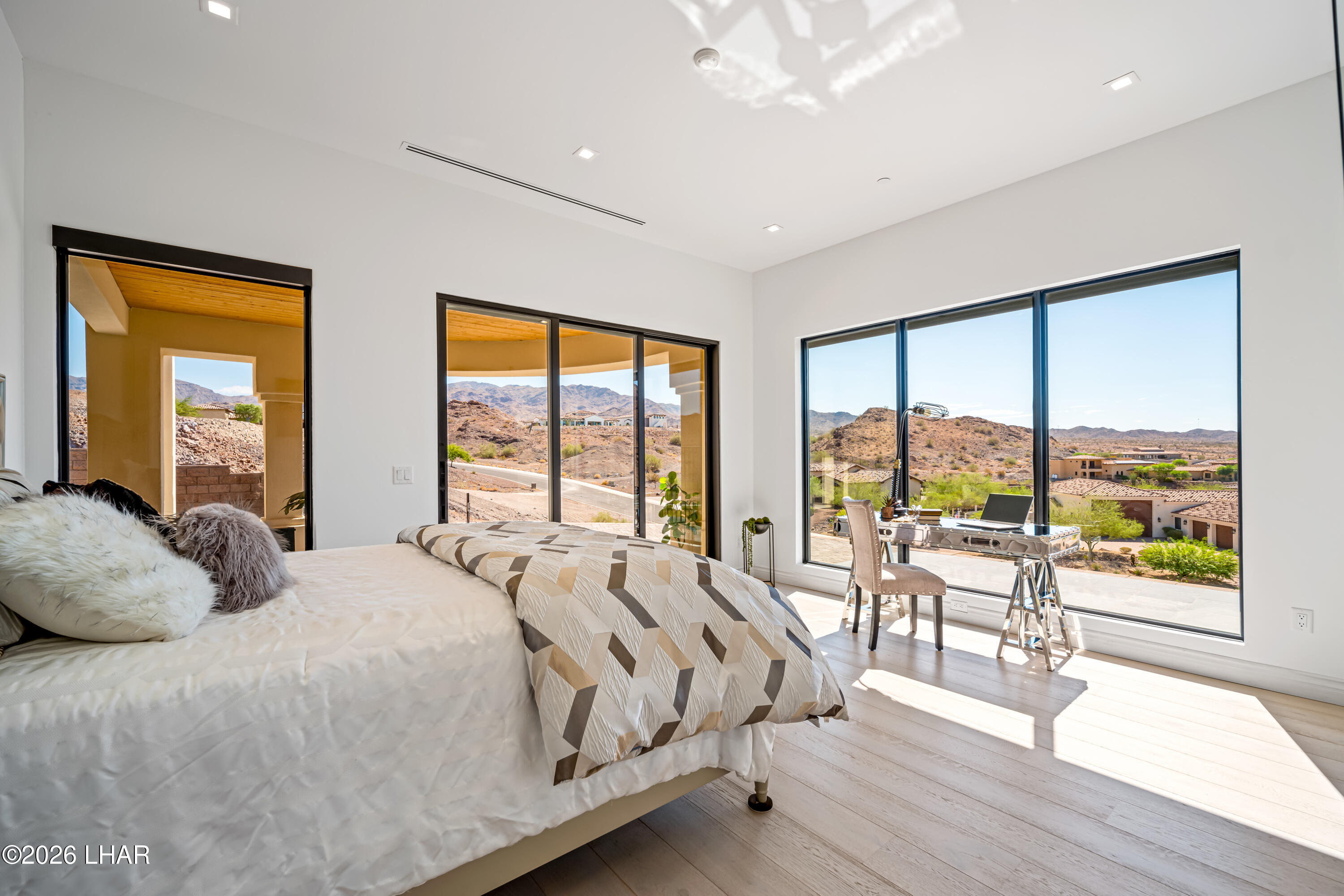 2040 Circula de Hacienda