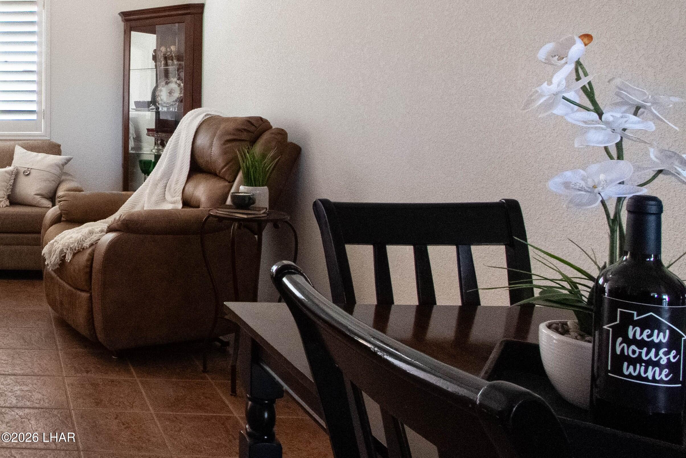 3281 Feather Palm Ln