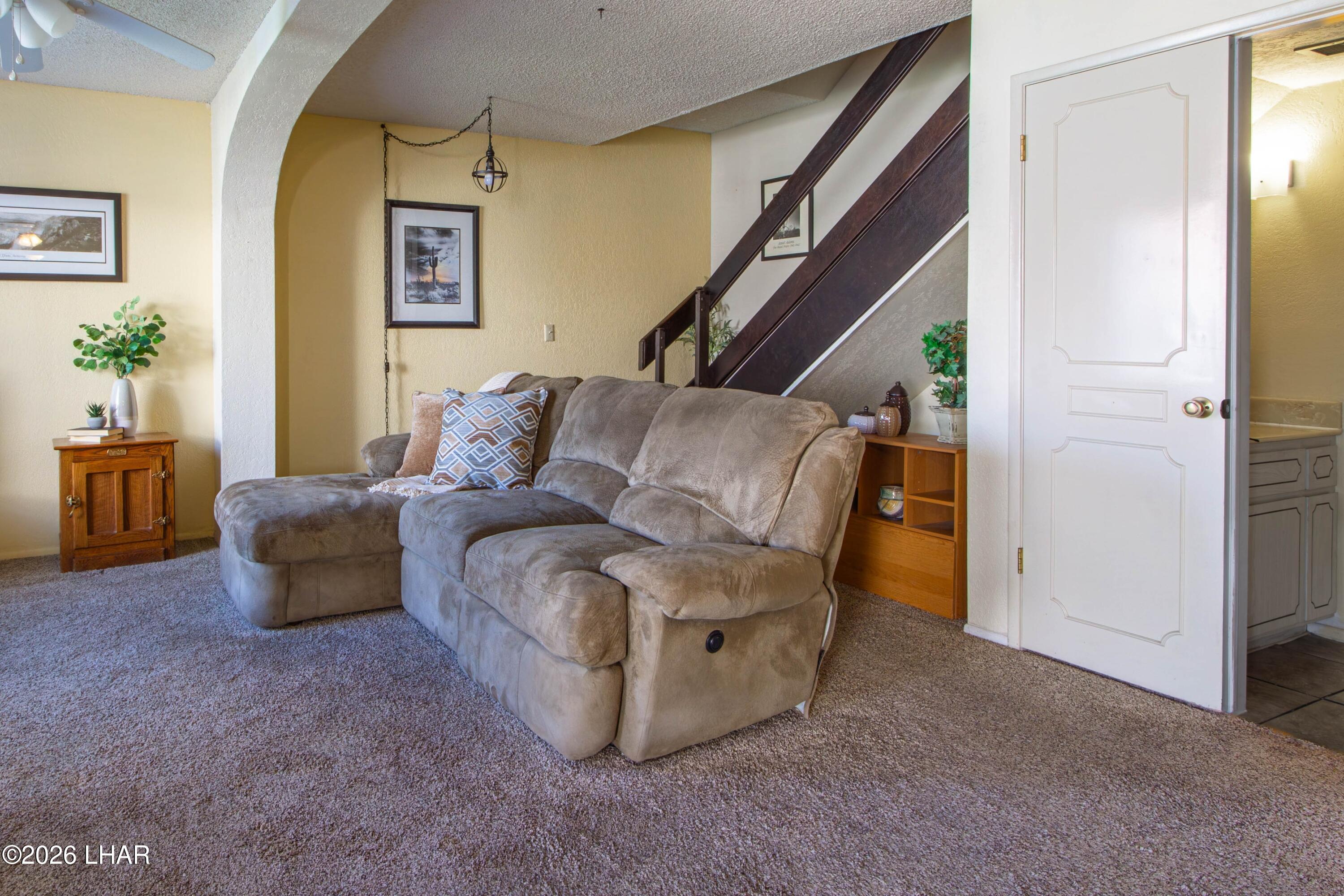 1930 Montana Vista #B