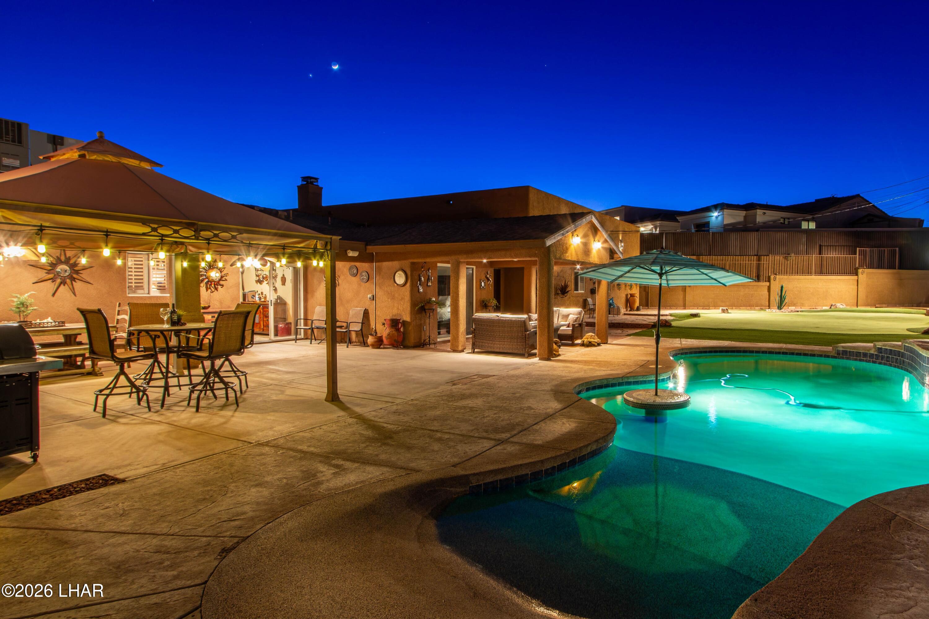 150 Seneca Ln