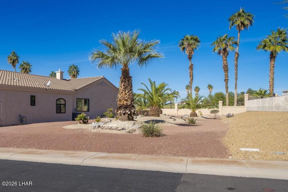 470 Acoma Blvd S #1022