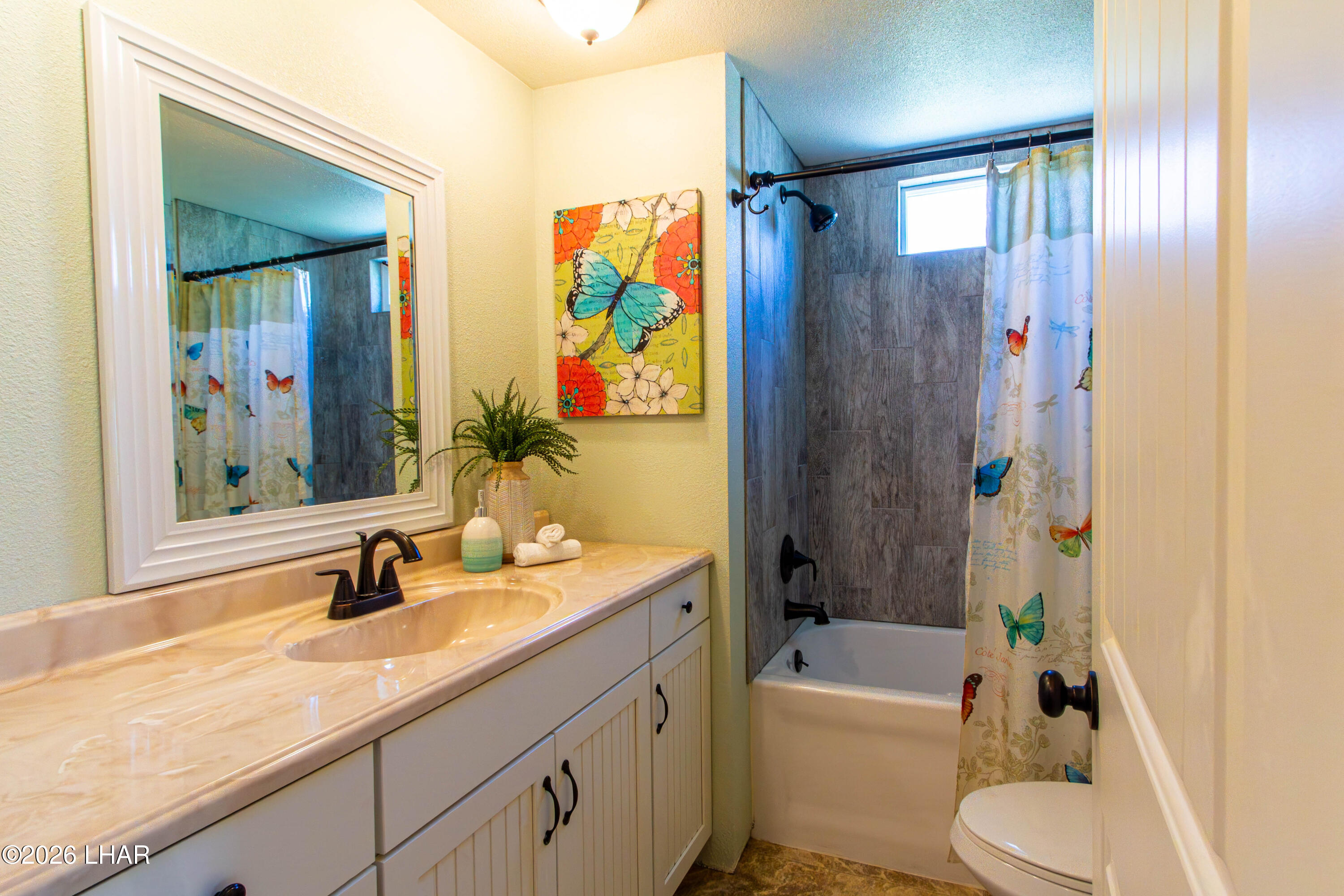3073 Jennie Ln