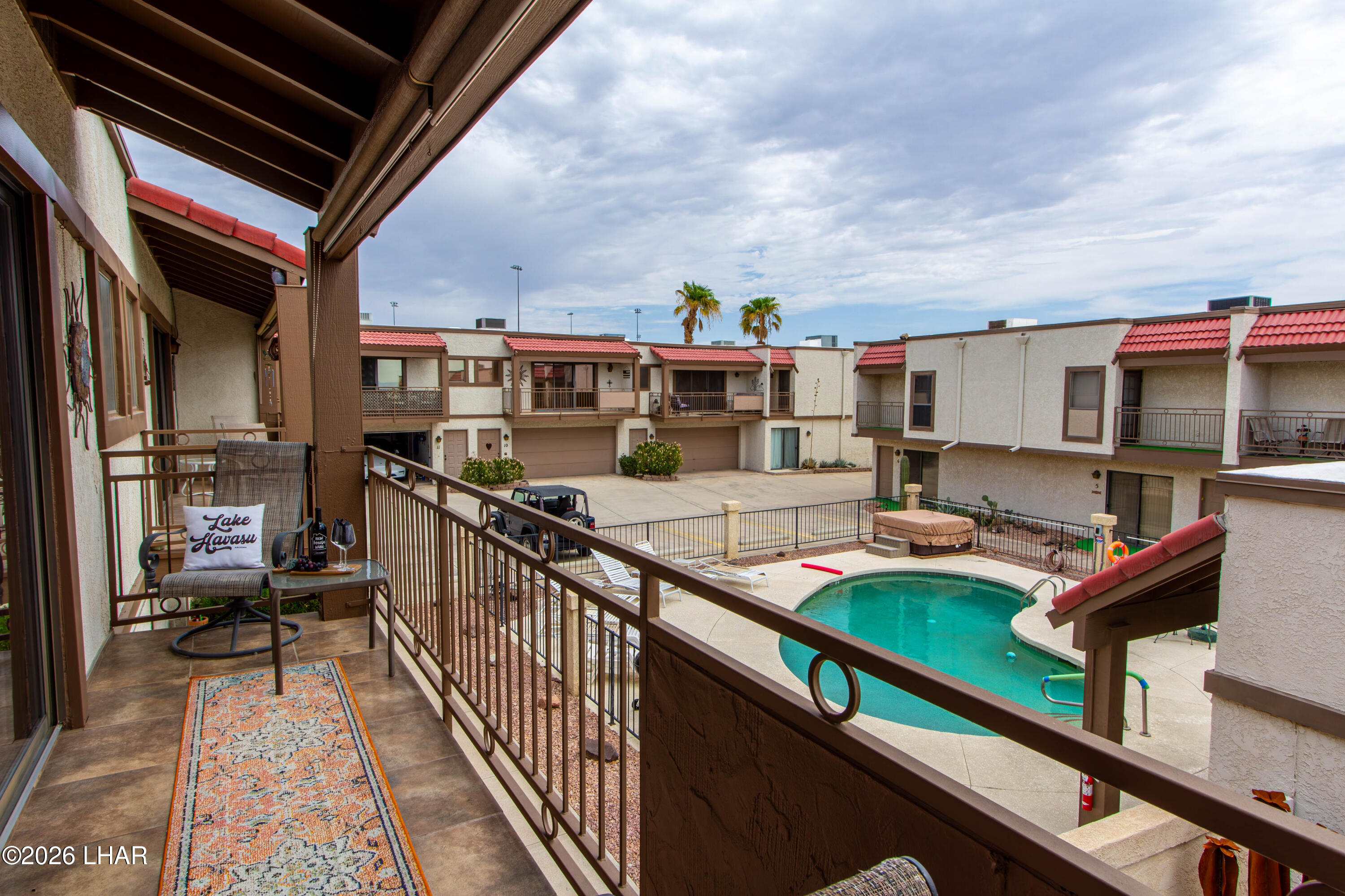 2121 Magnolia Dr #16