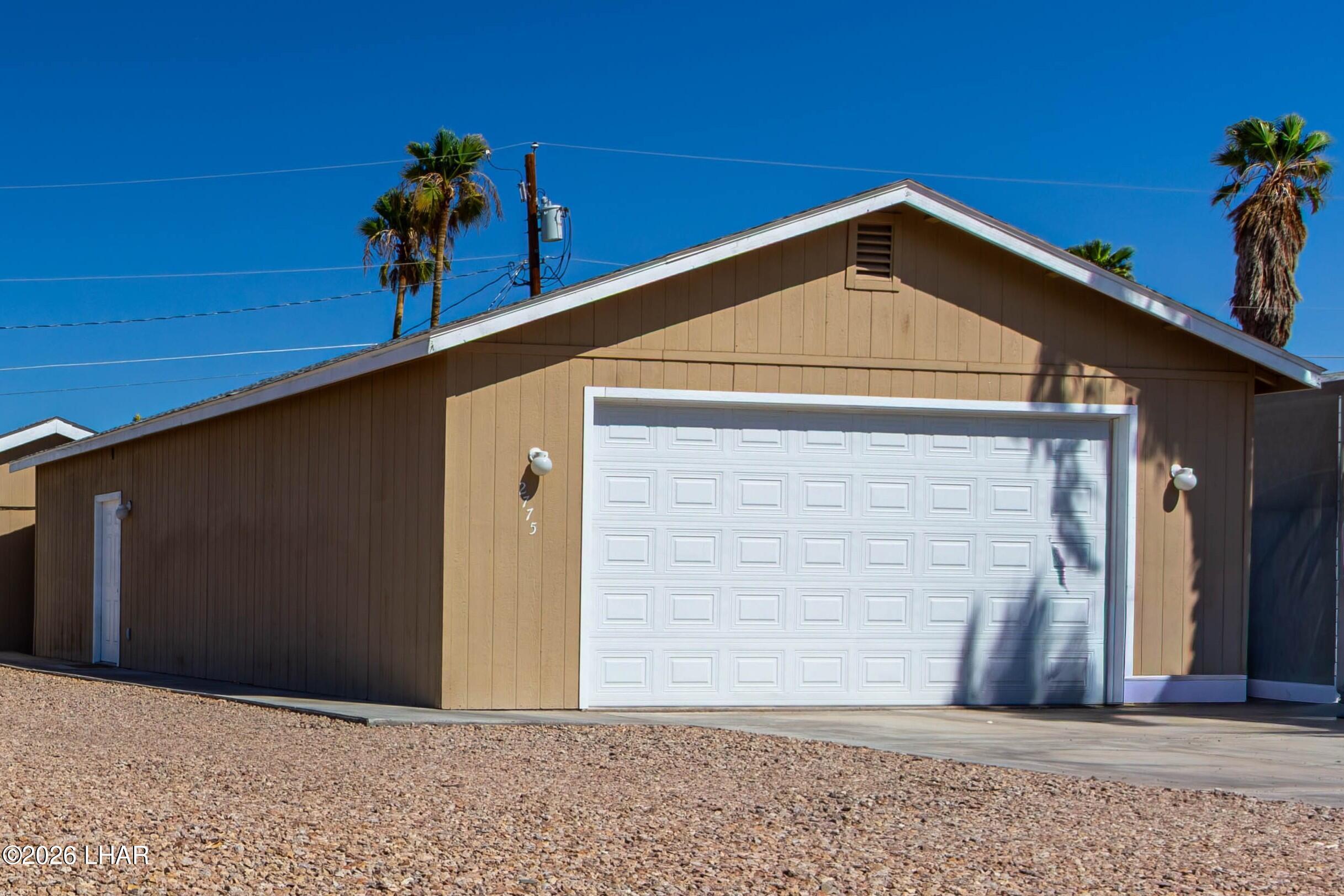 2775 Honeybear Dr
