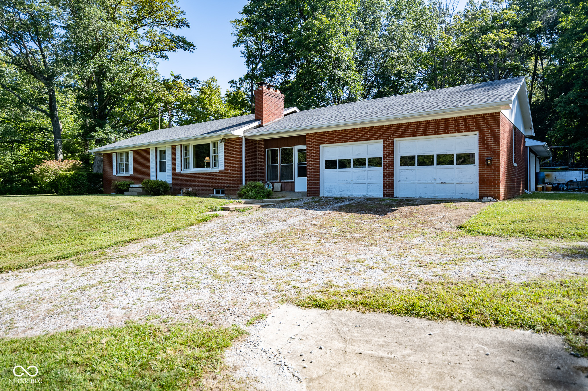 669 S County Road 525 E
