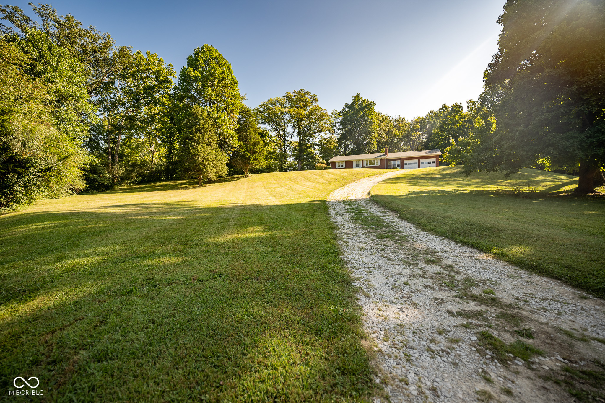 669 S County Road 525 E