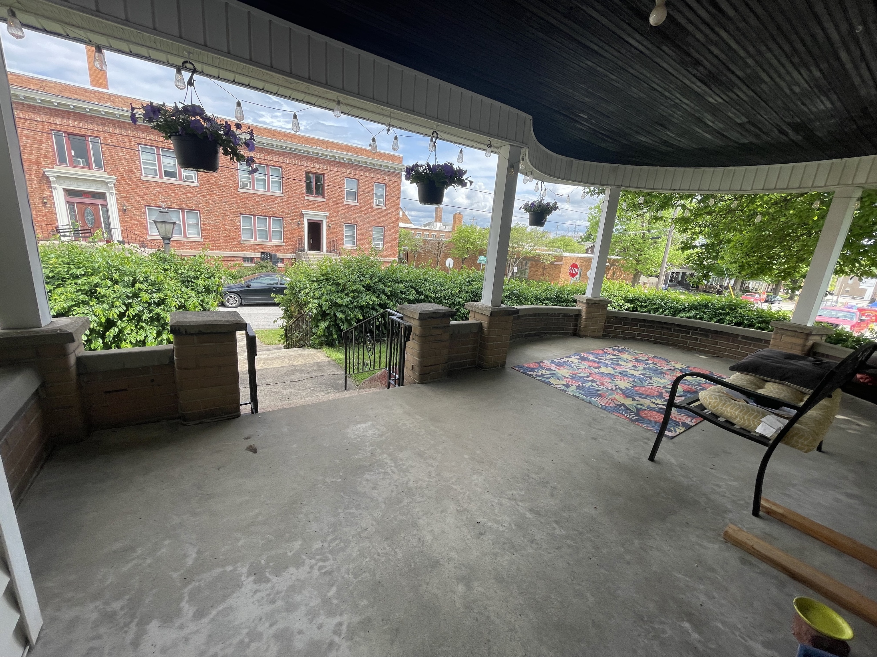 300 N Franklin Street