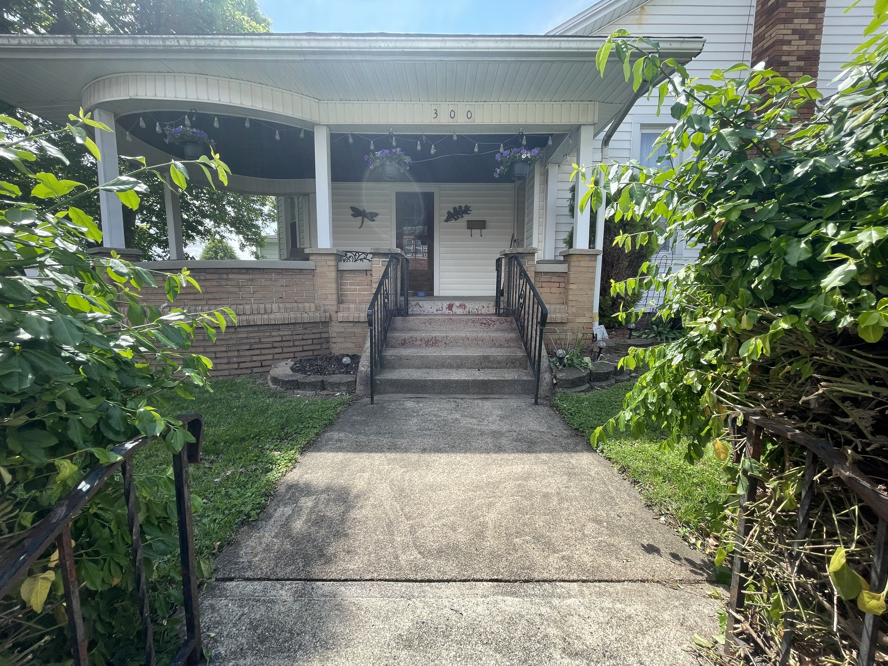 300 N Franklin Street