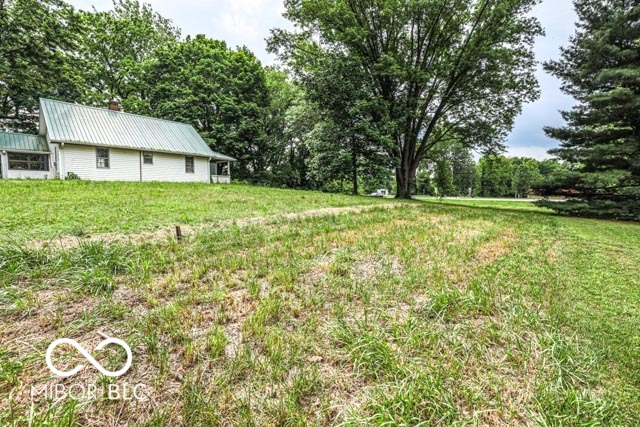 1845 S US Highway 231