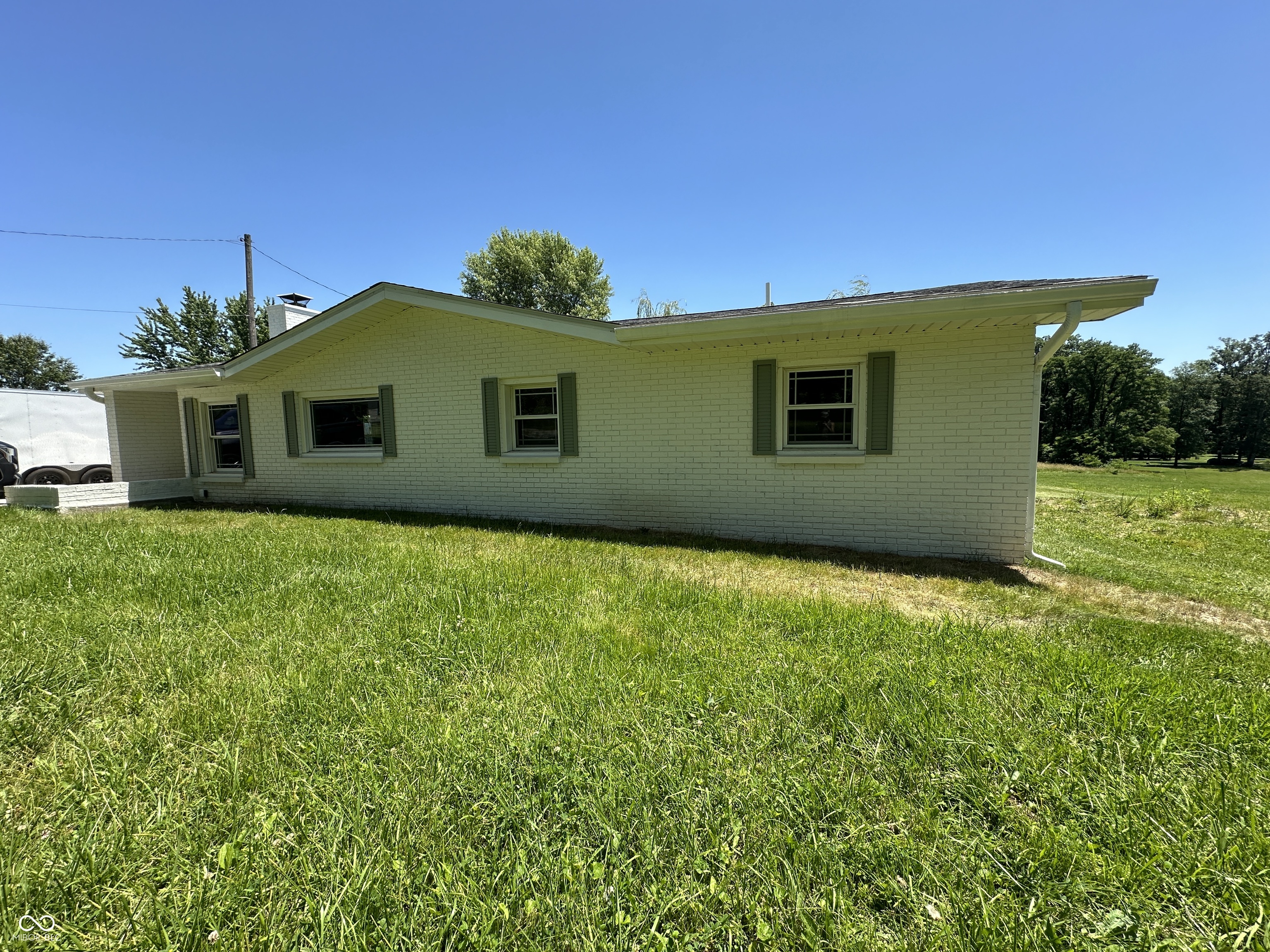 4083 S County Road 300 W