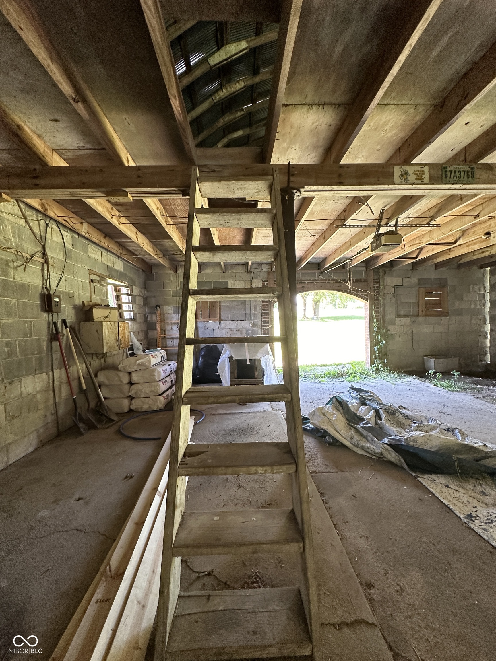 4083 S County Road 300 W