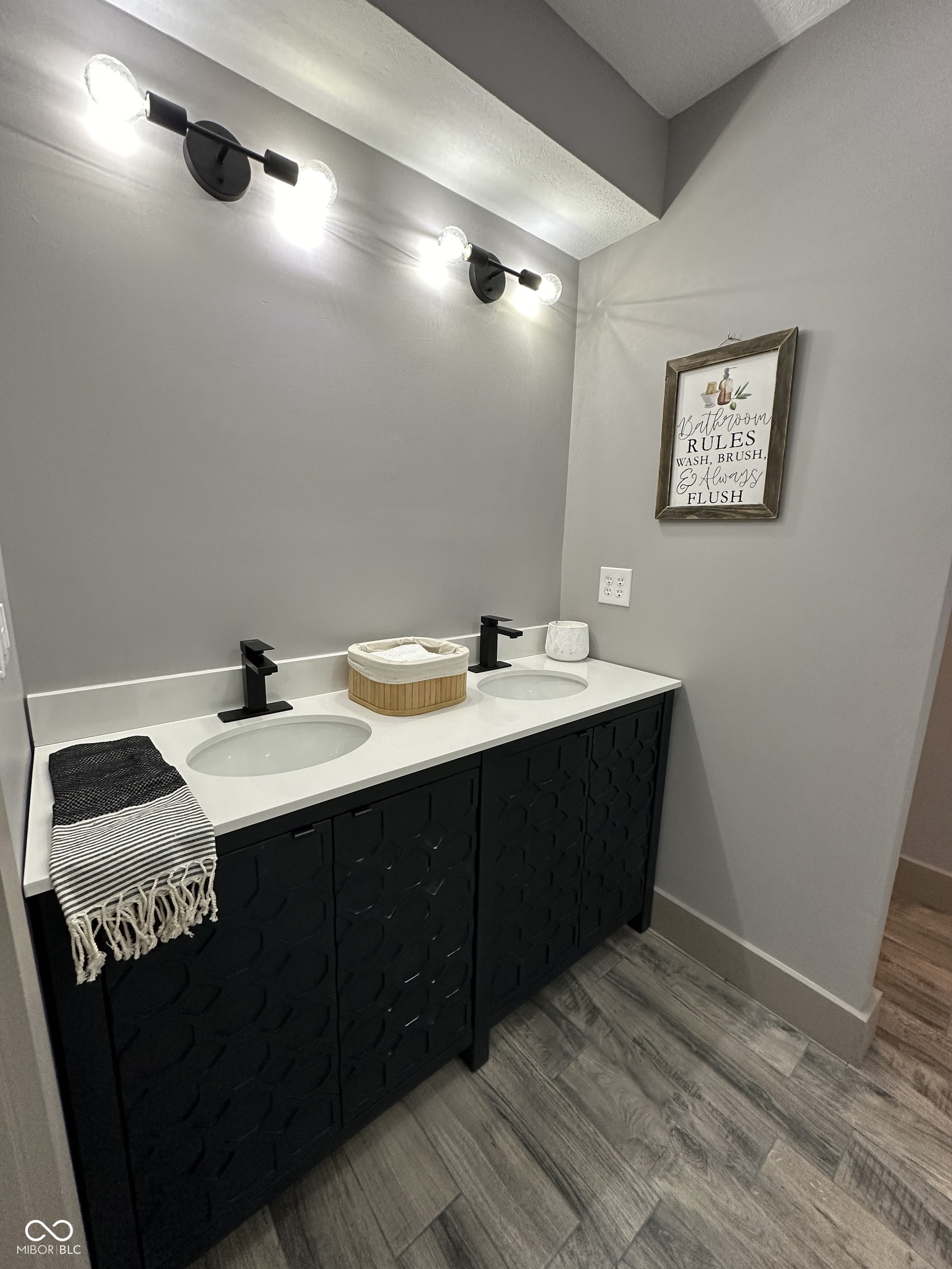 4083 S County Road 300 W