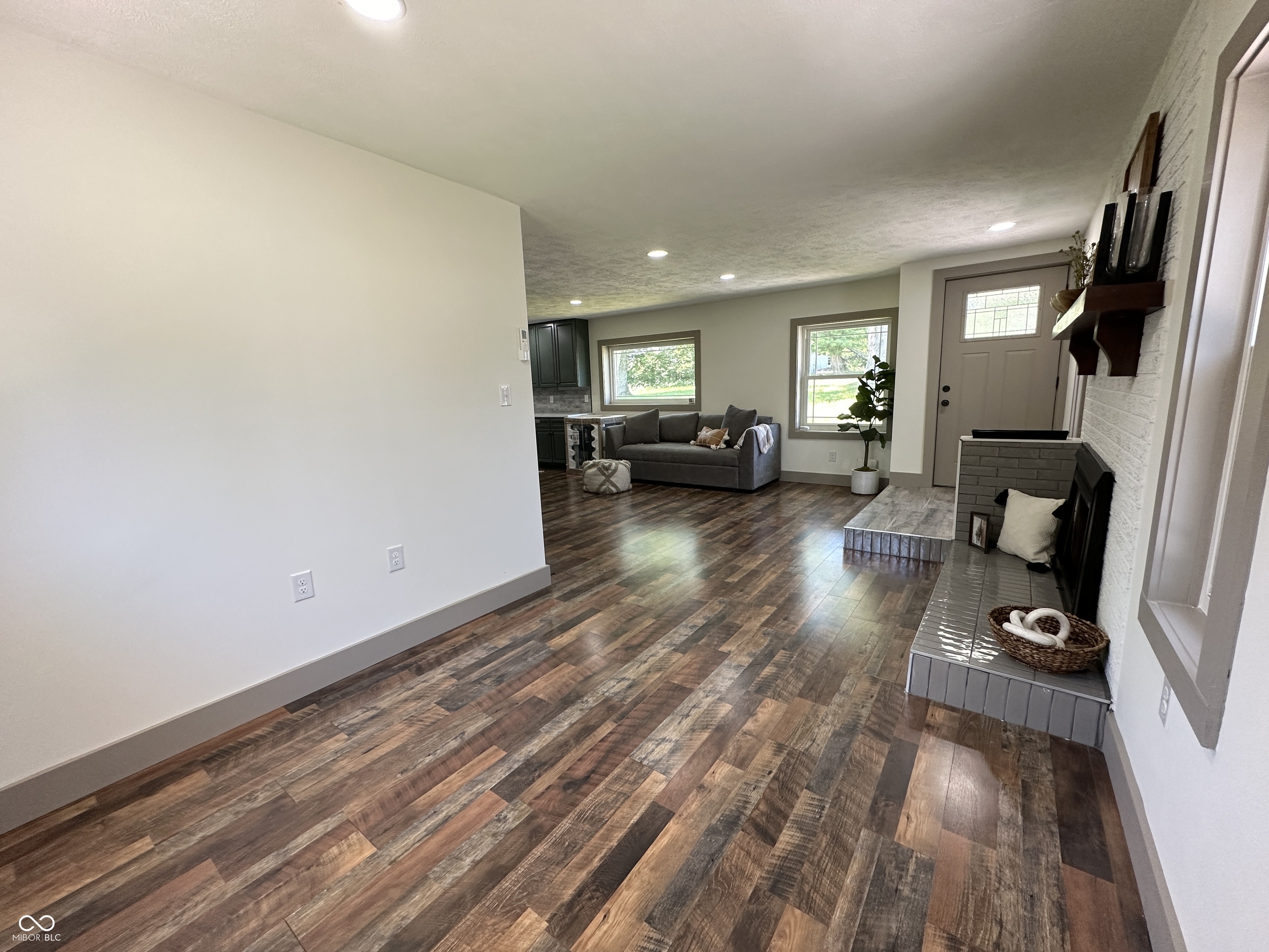4083 S County Road 300 W