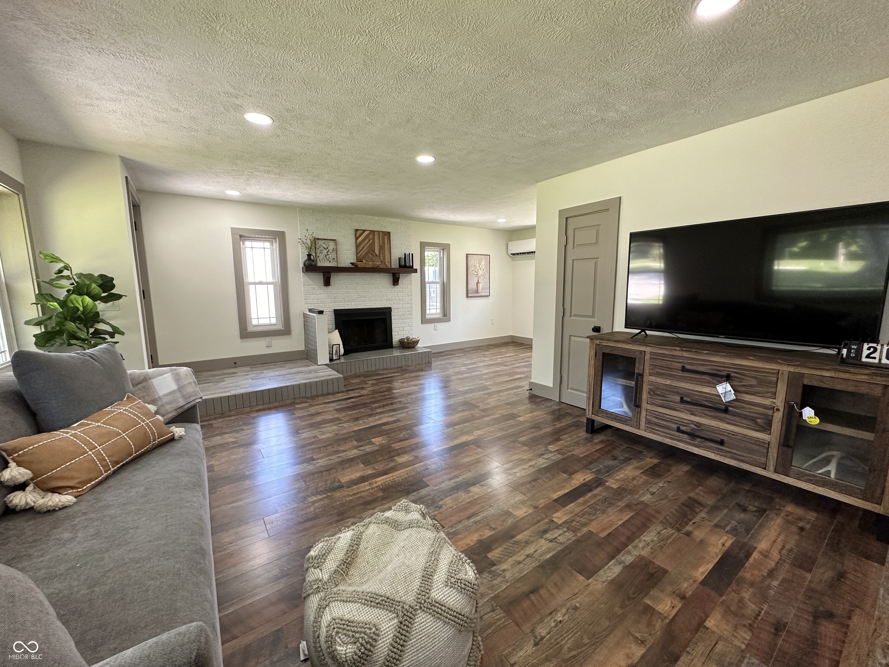 4083 S County Road 300 W