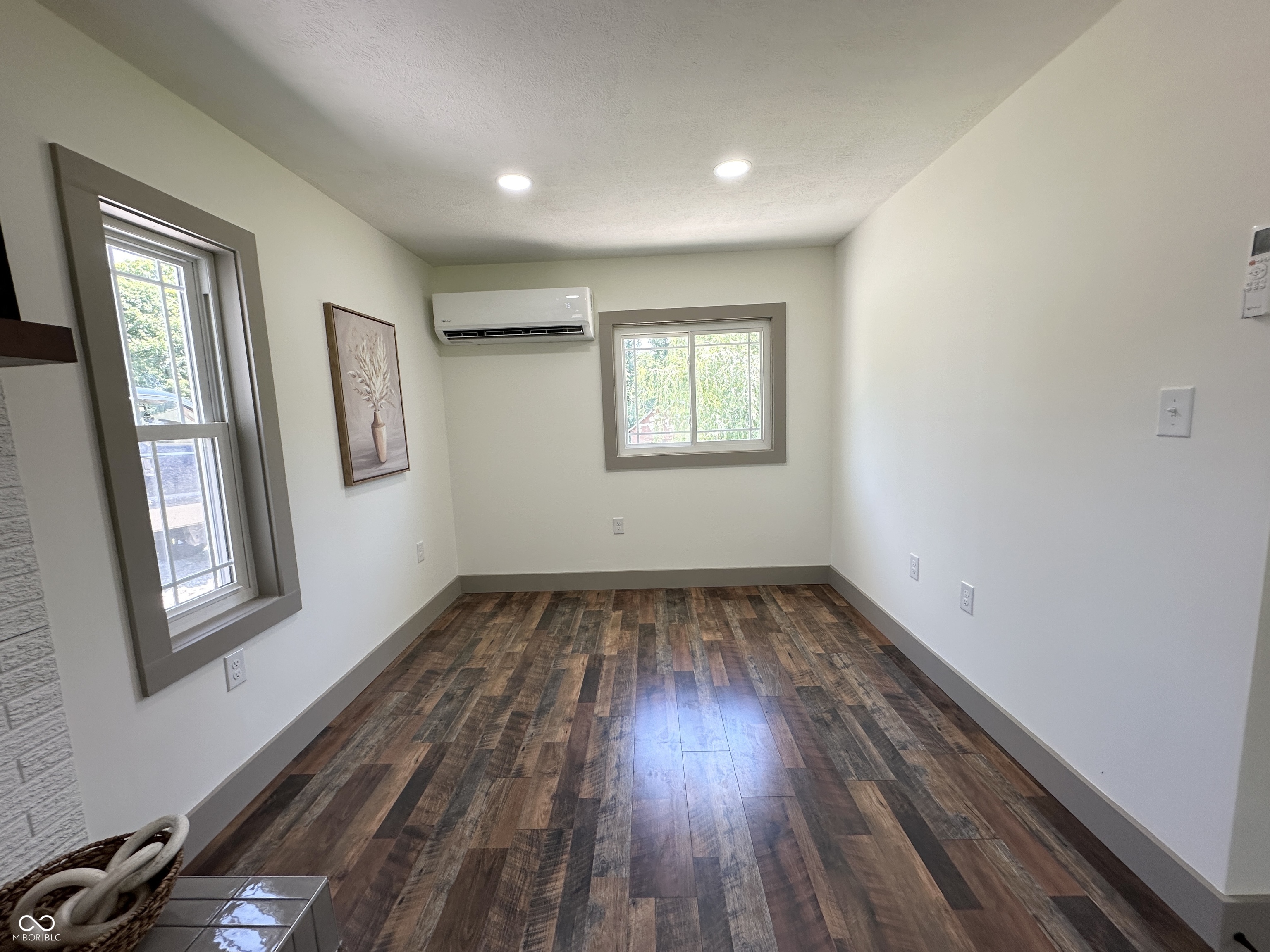 4083 S County Road 300 W