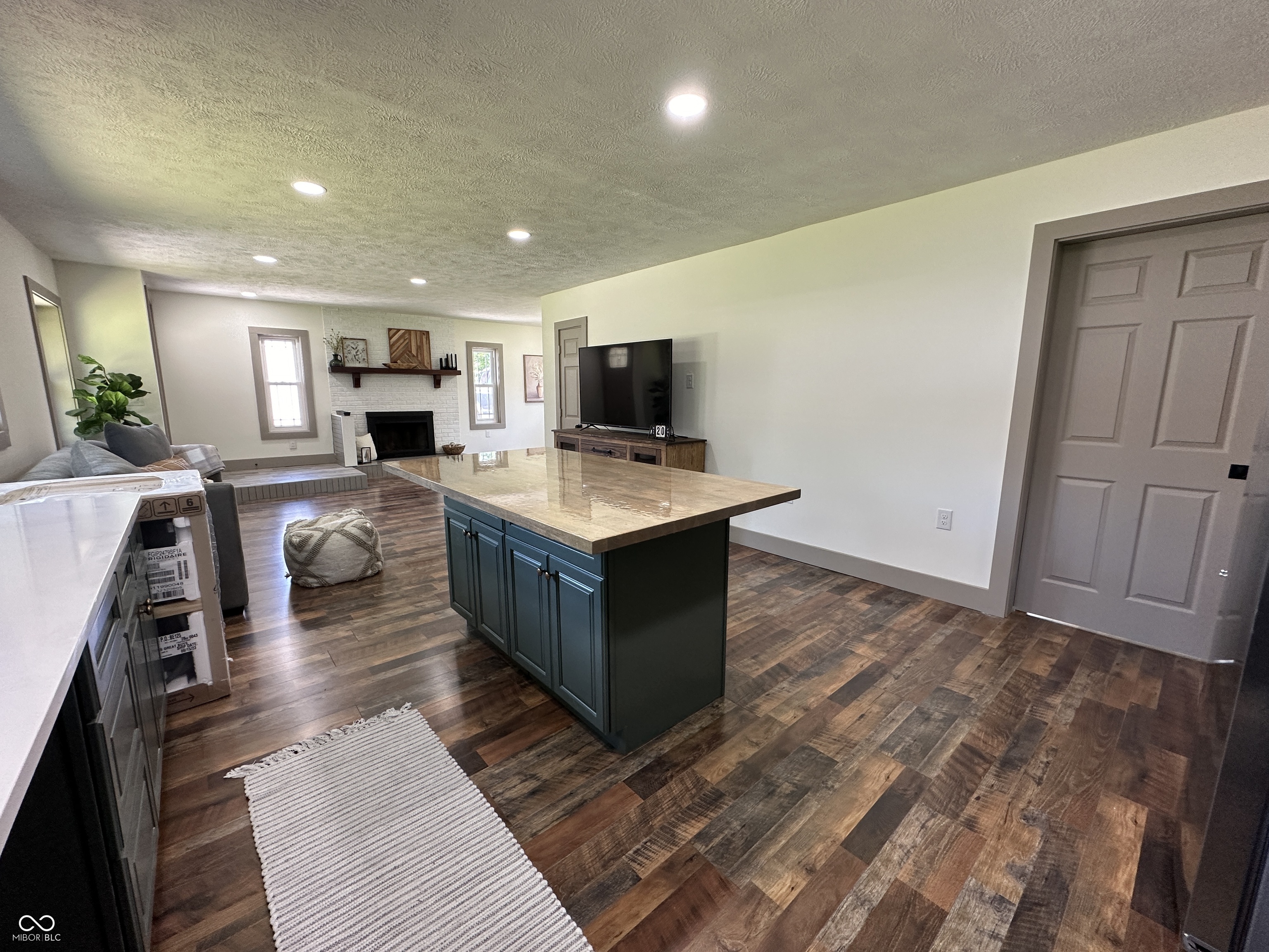 4083 S County Road 300 W
