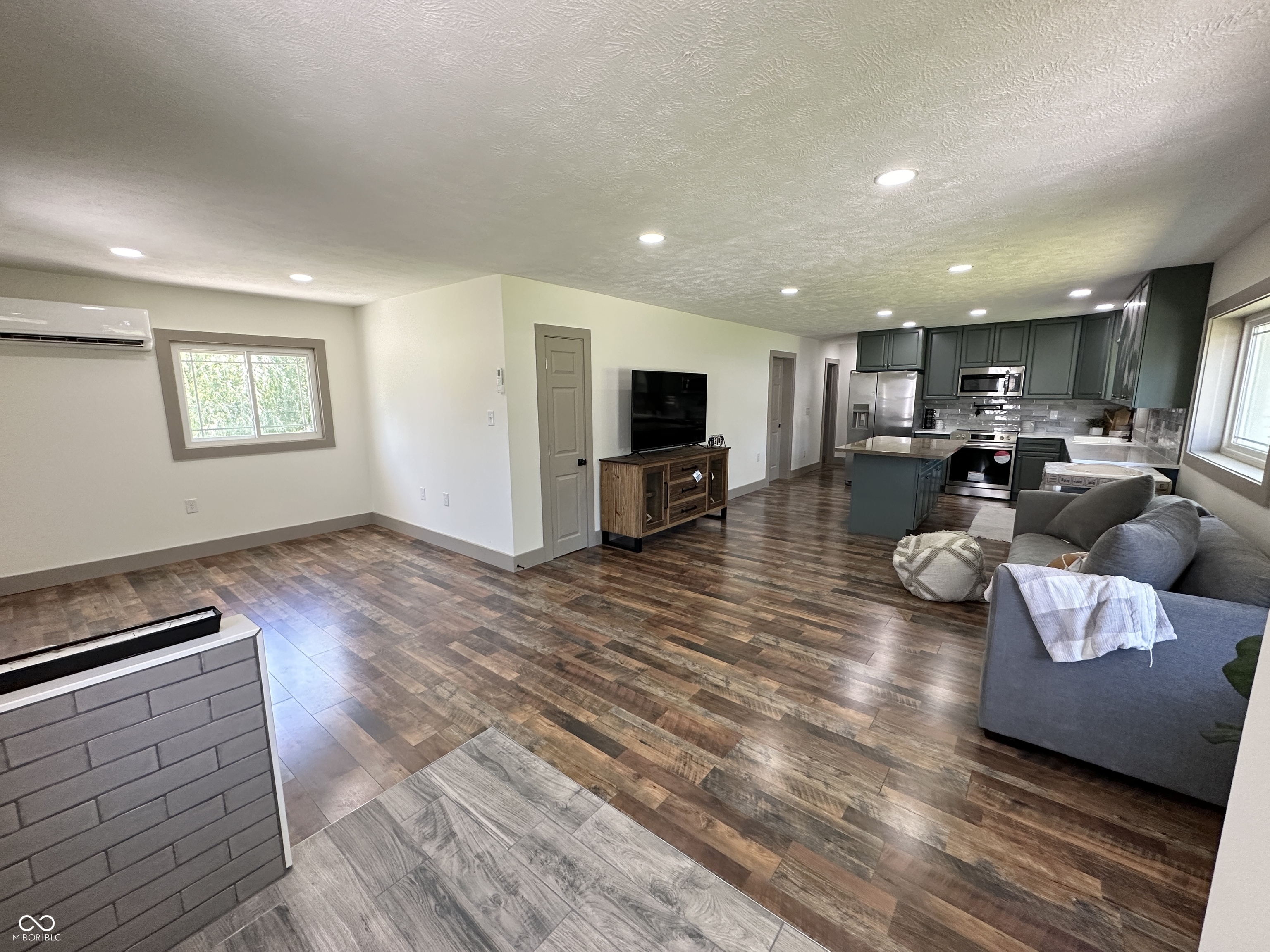 4083 S County Road 300 W