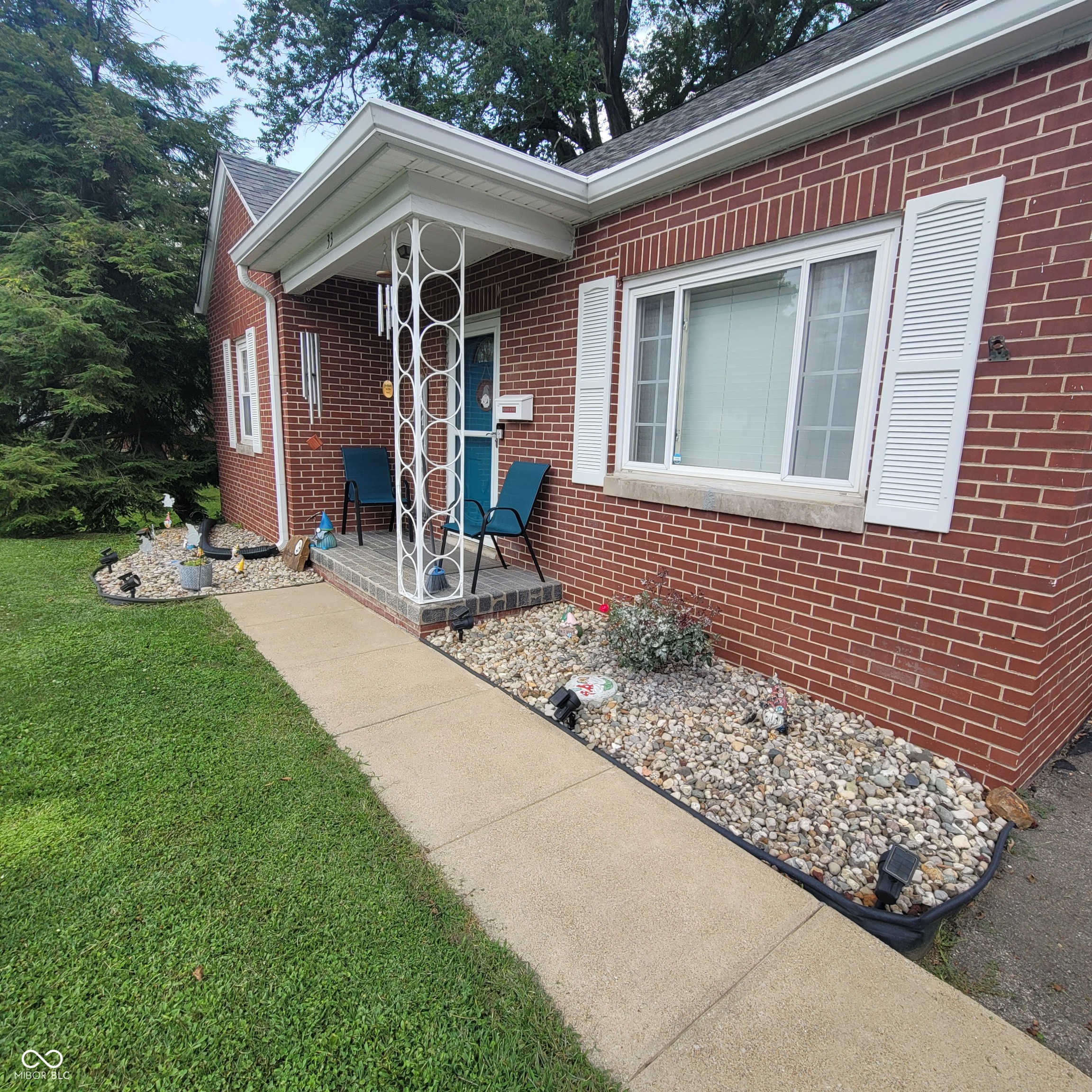 33 Sunset Drive