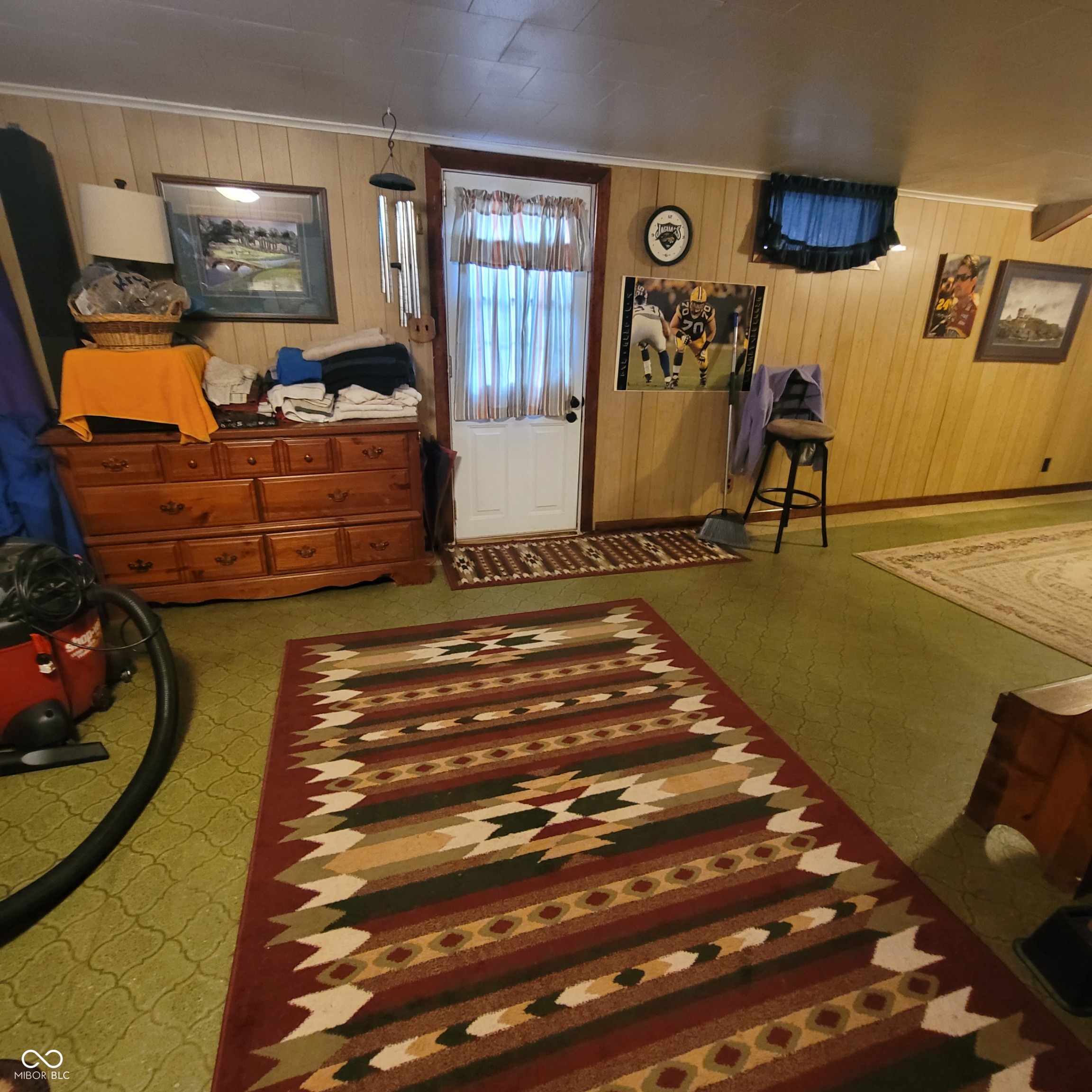 33 Sunset Drive