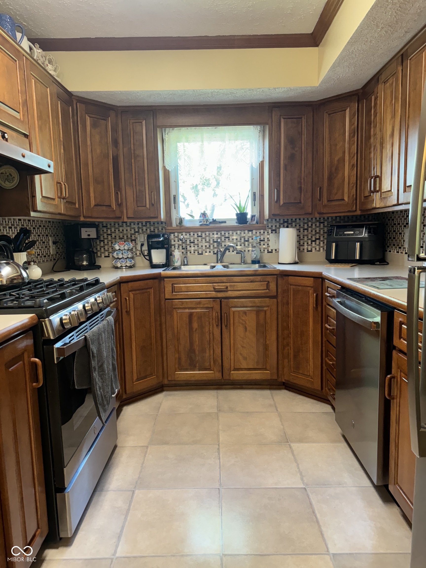 2729 E Wabash Street
