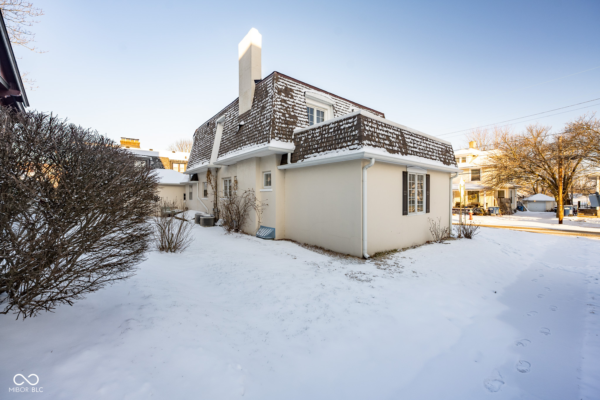 412 E Walnut Street