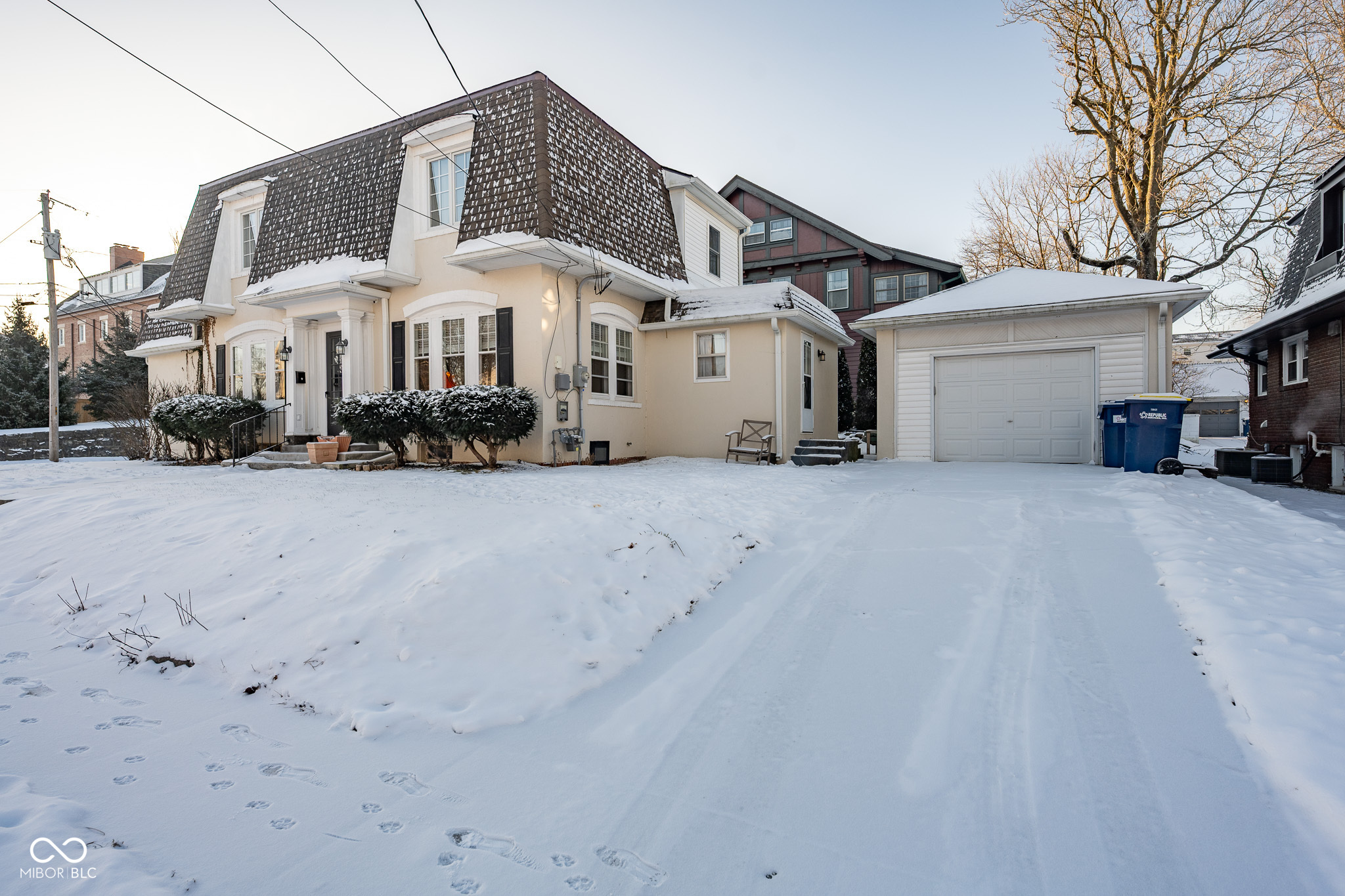 412 E Walnut Street
