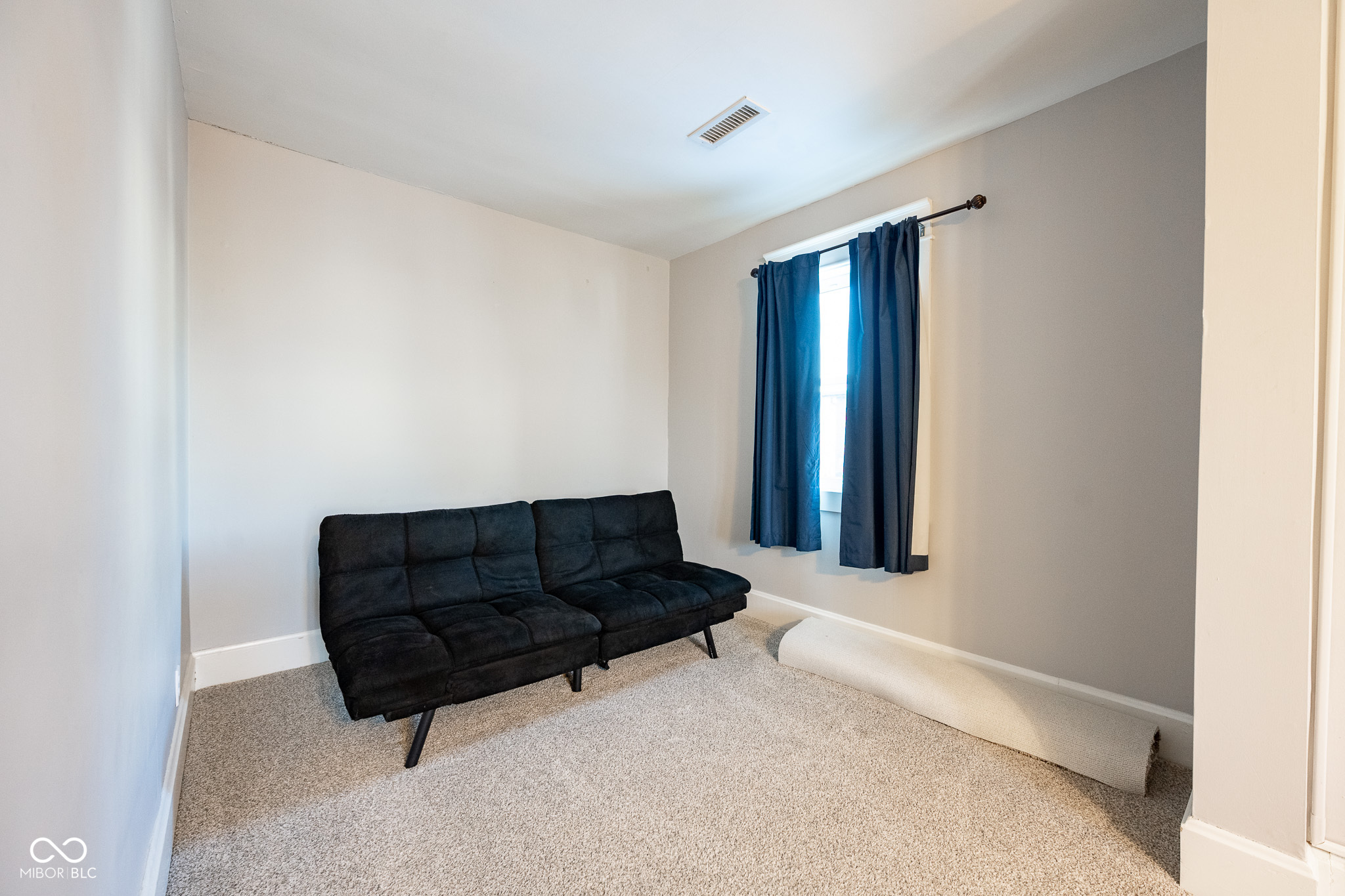 412 E Walnut Street