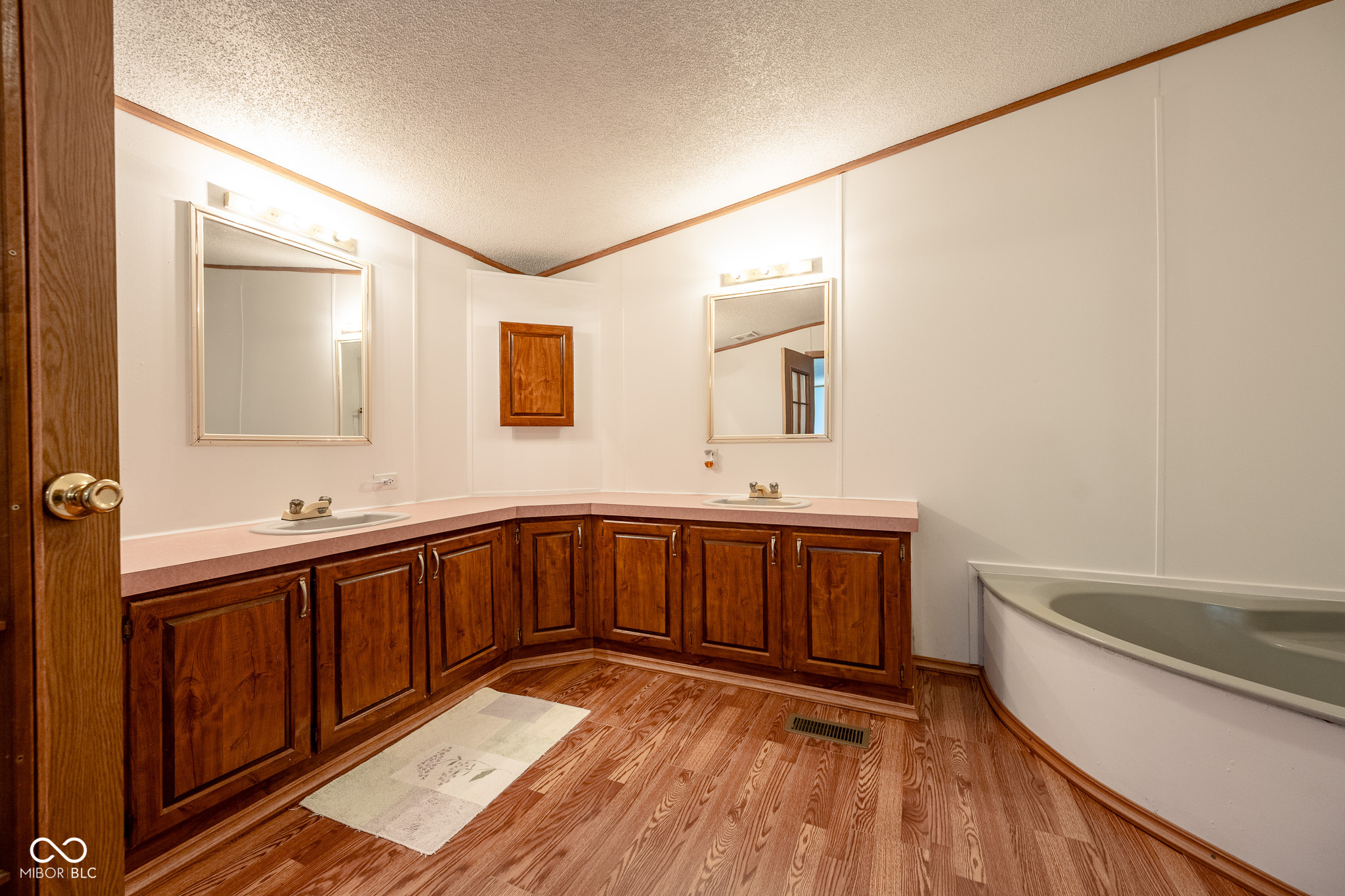 2860 N County Road 400 W