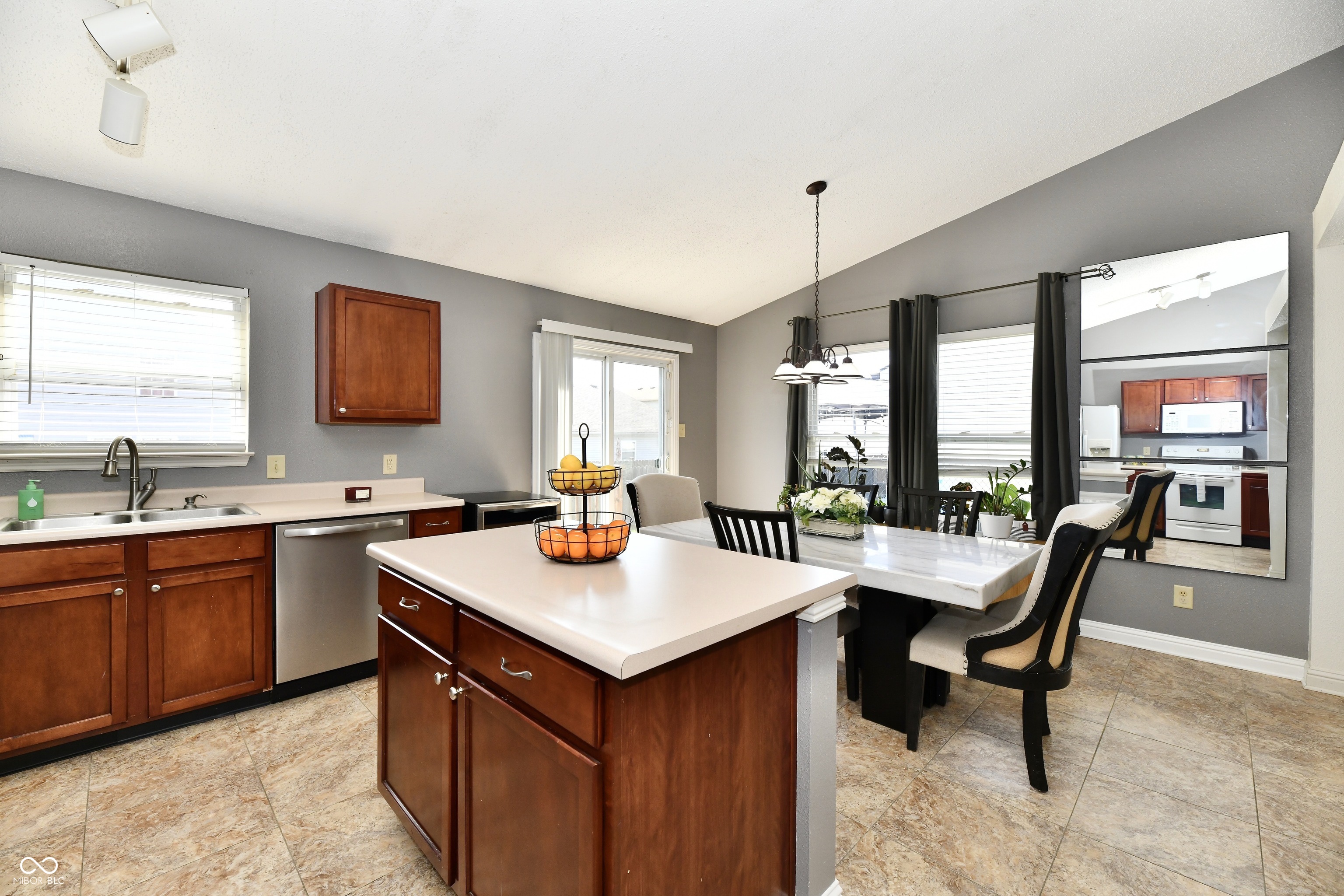 8857 Limberlost Court