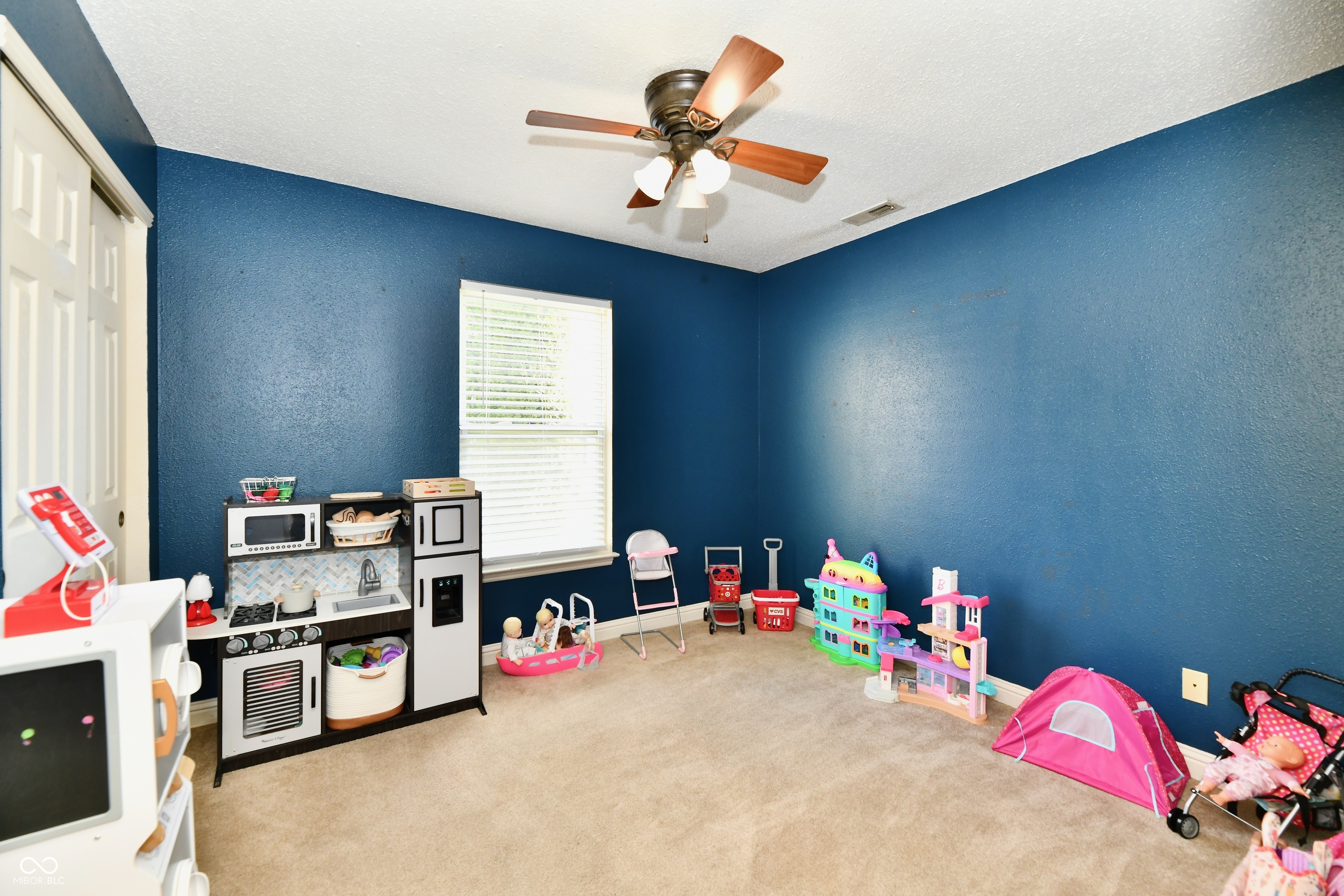 8857 Limberlost Court