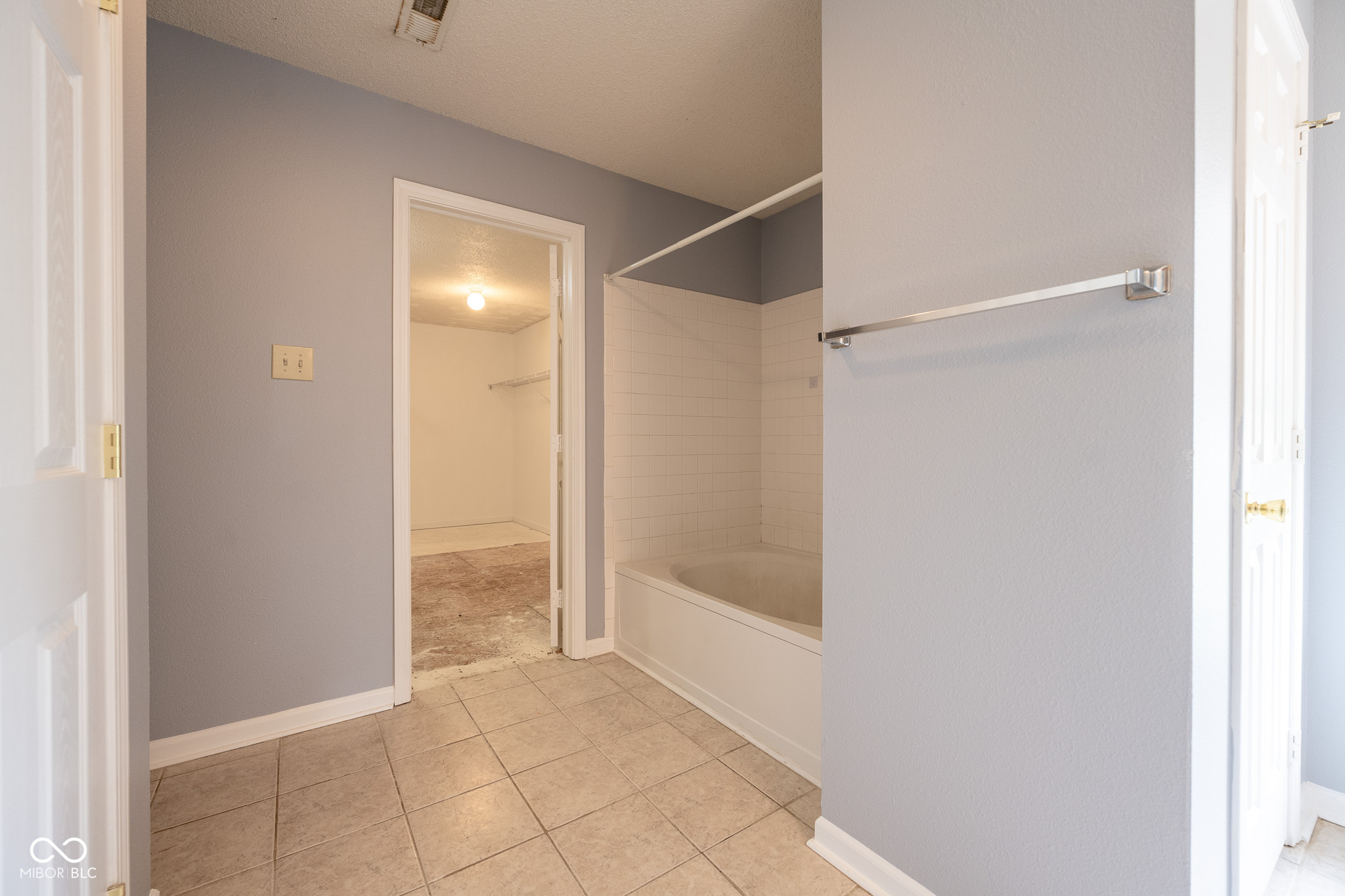 5422 Portman Drive