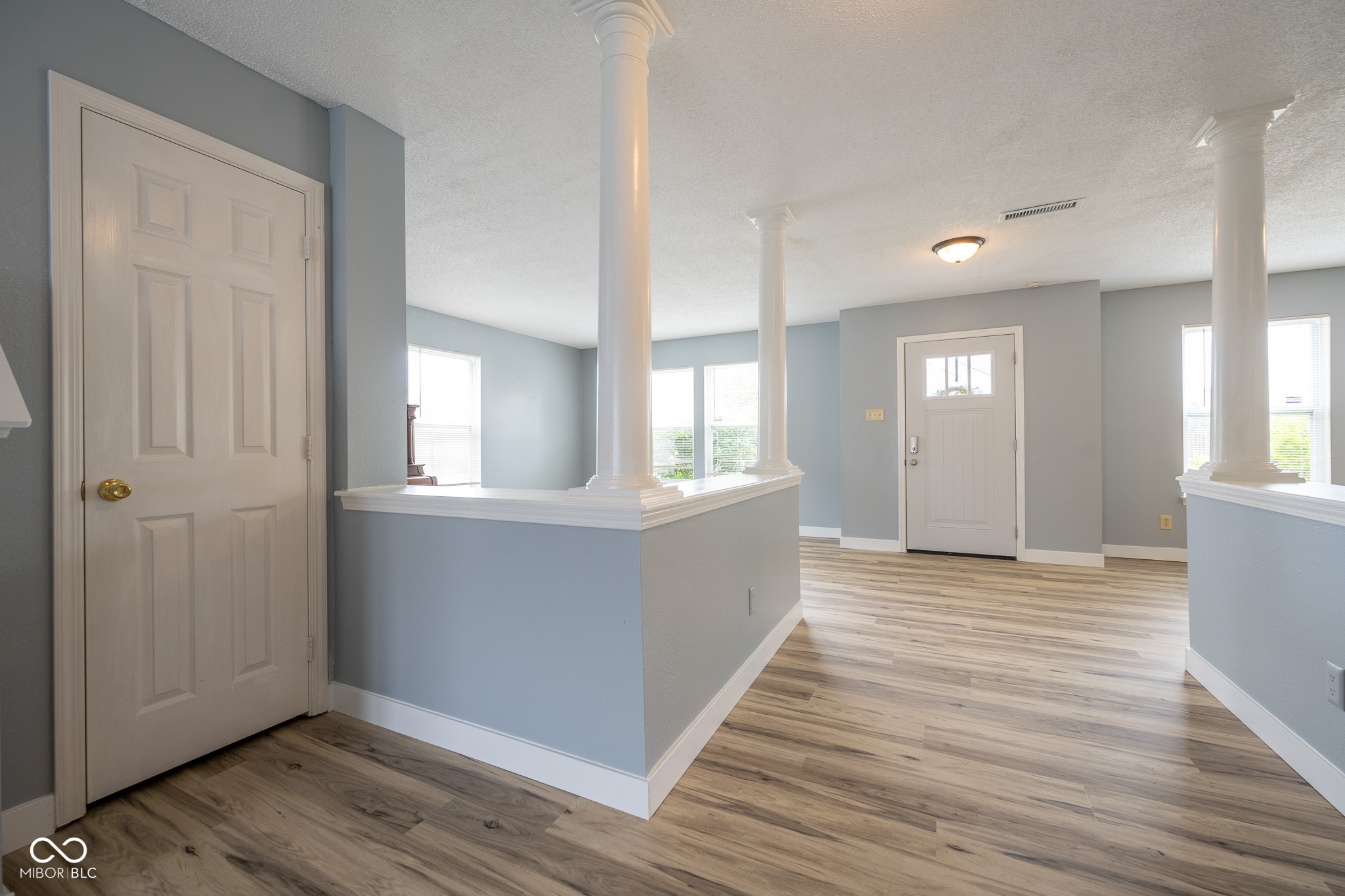 5422 Portman Drive