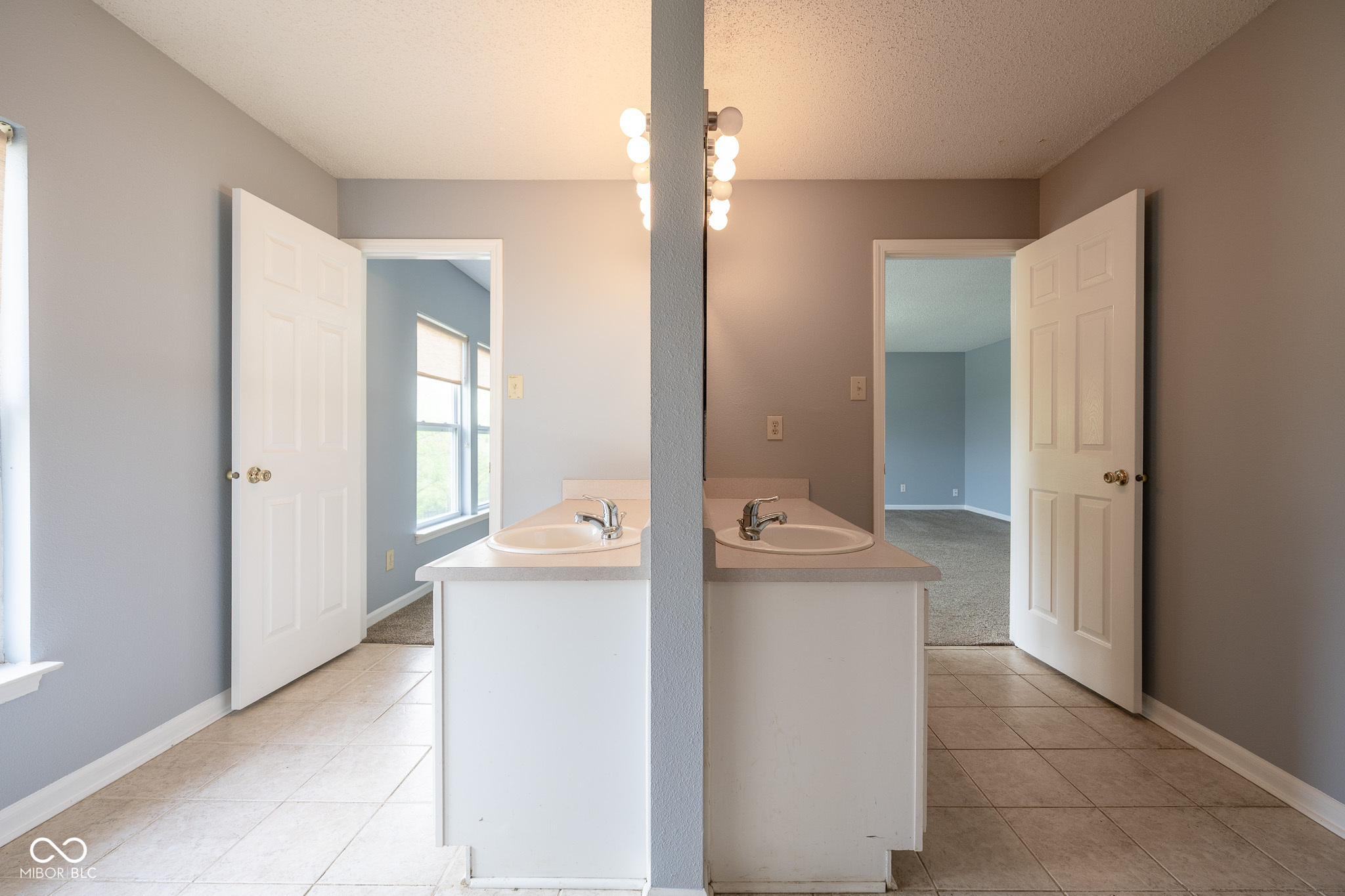 5422 Portman Drive