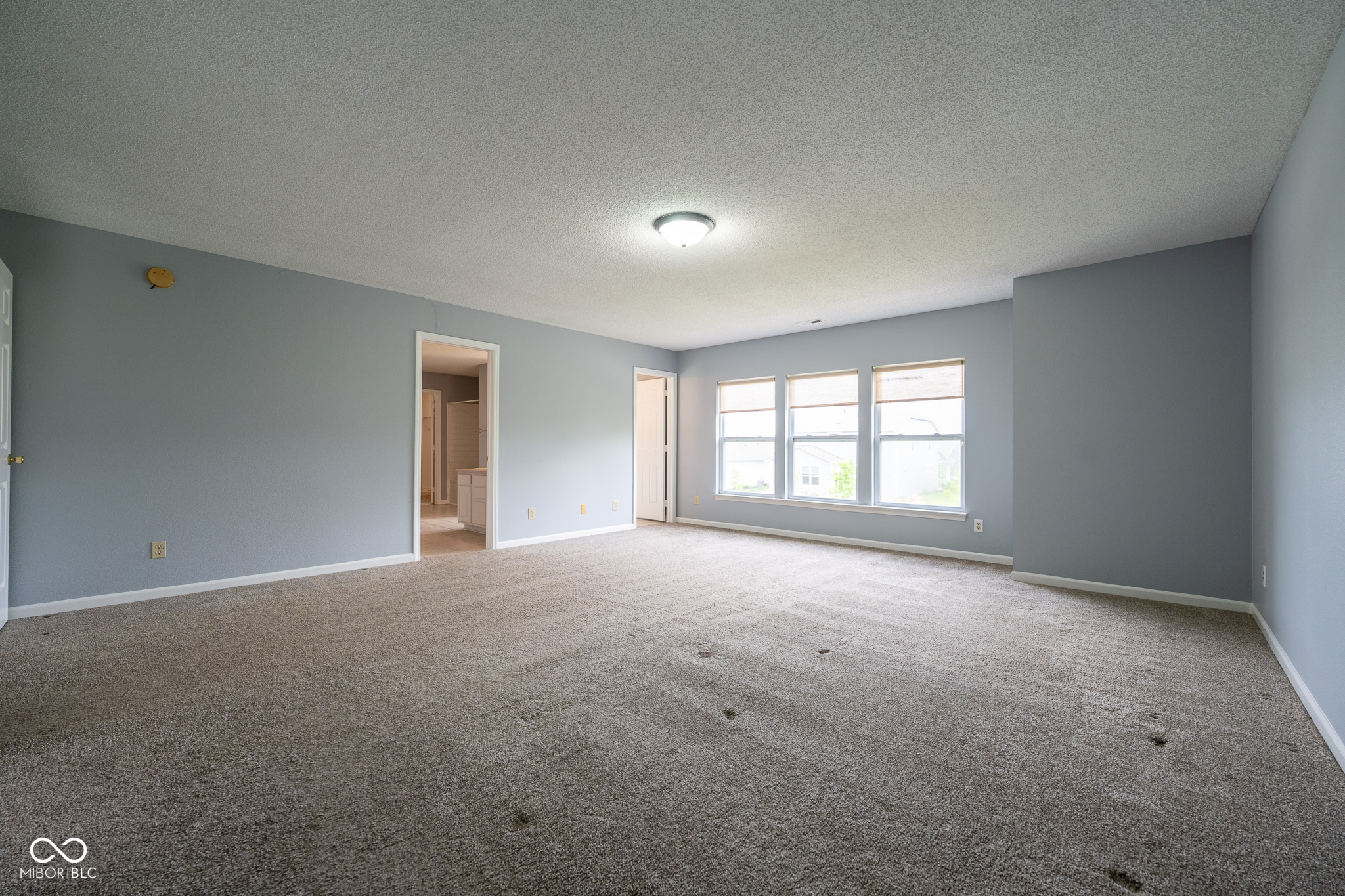 5422 Portman Drive