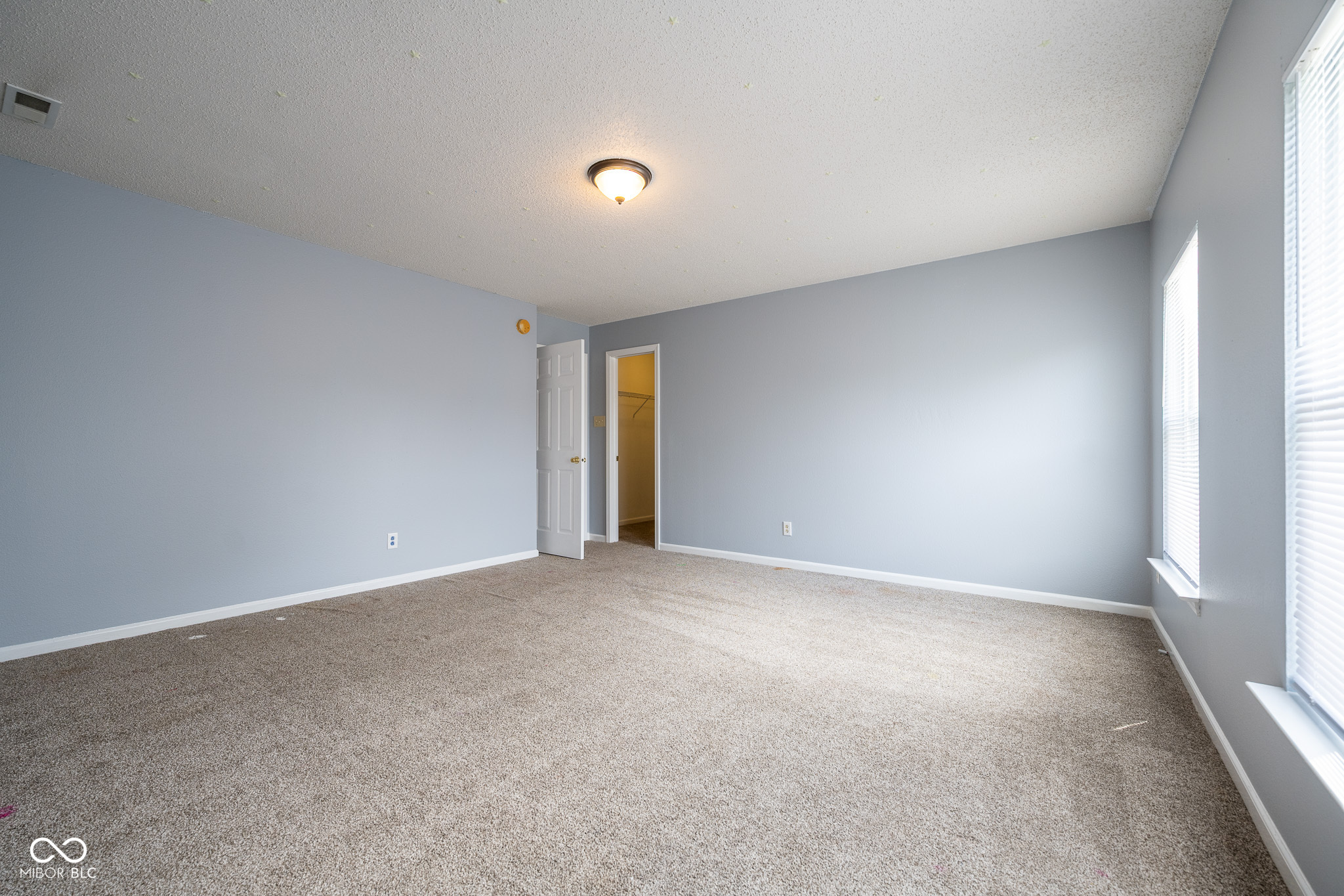 5422 Portman Drive