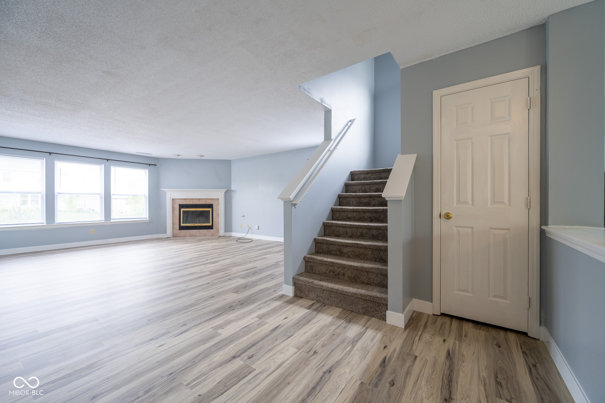 5422 Portman Drive