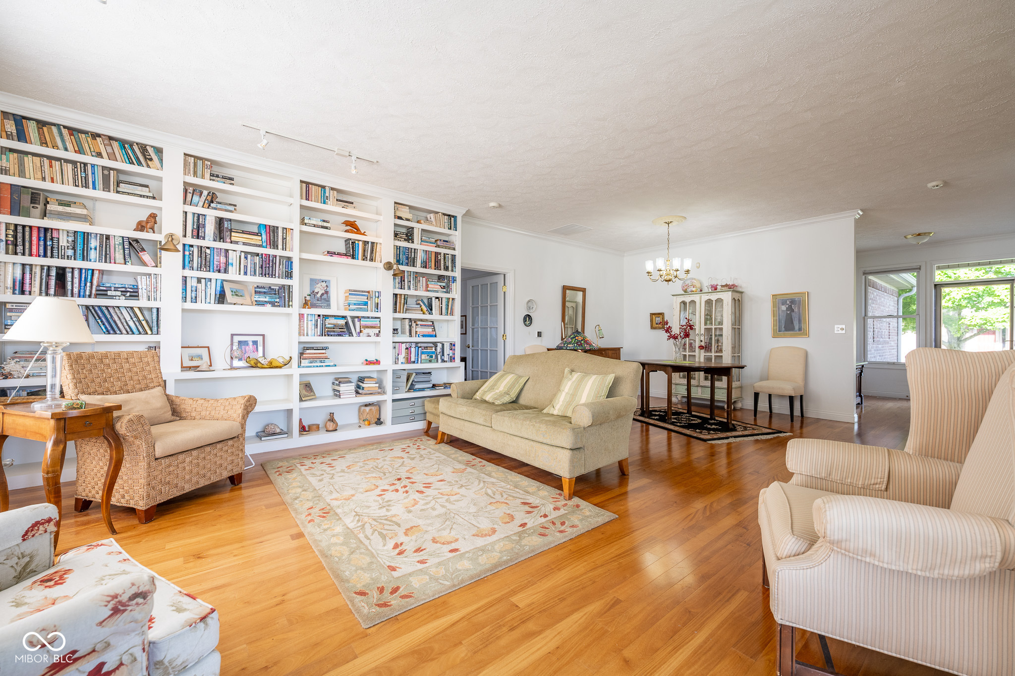 476 Glenview Drive