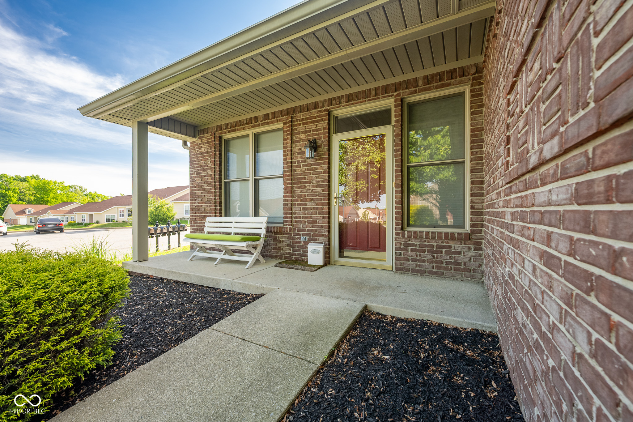 476 Glenview Drive