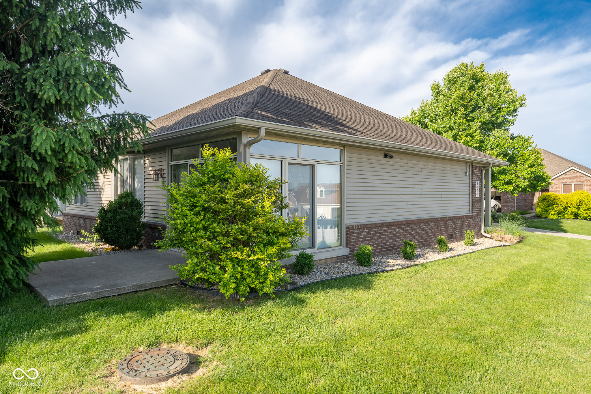 476 Glenview Drive
