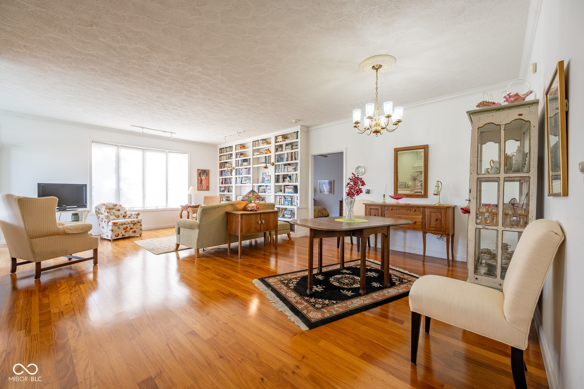 476 Glenview Drive