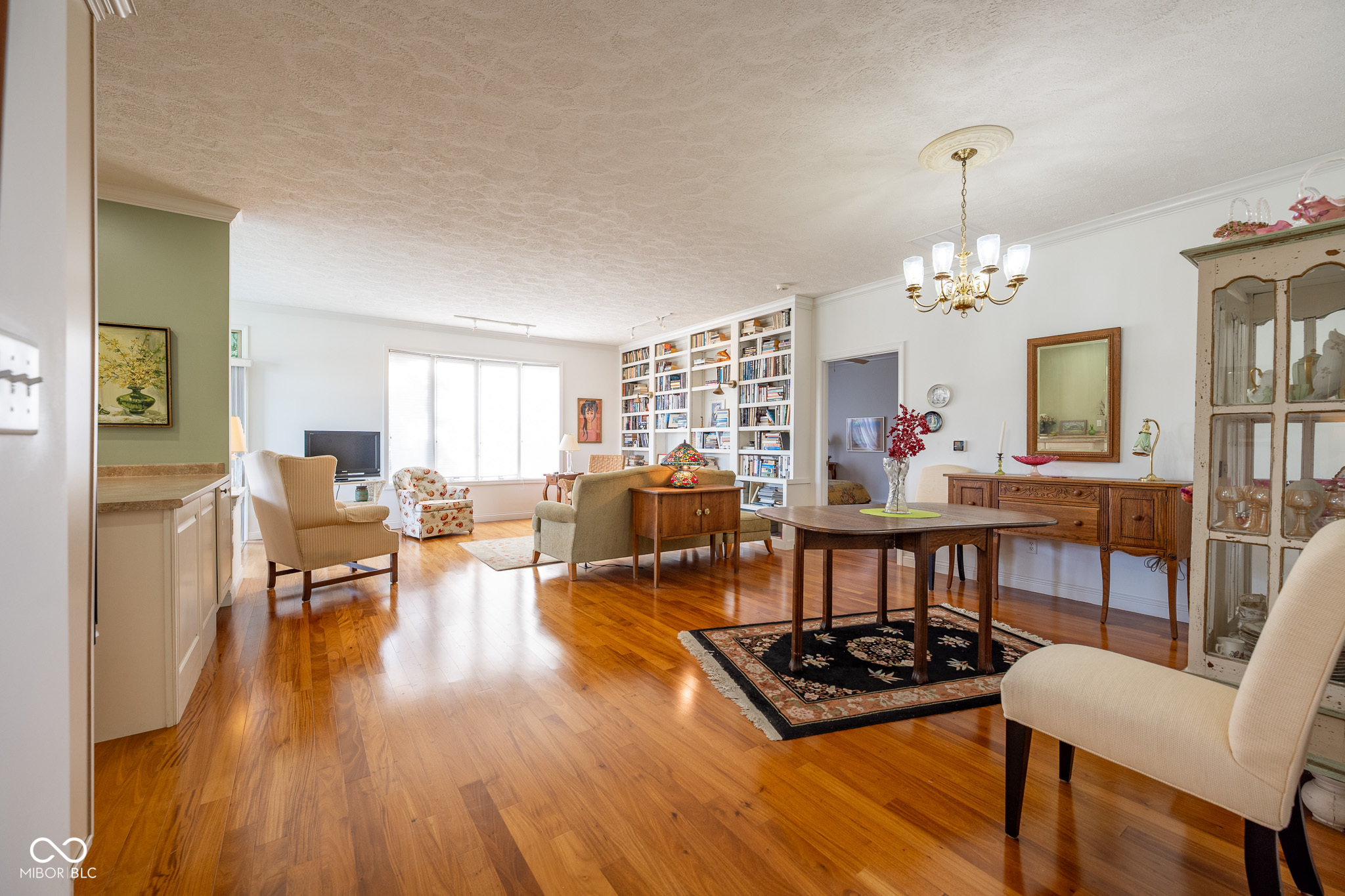 476 Glenview Drive