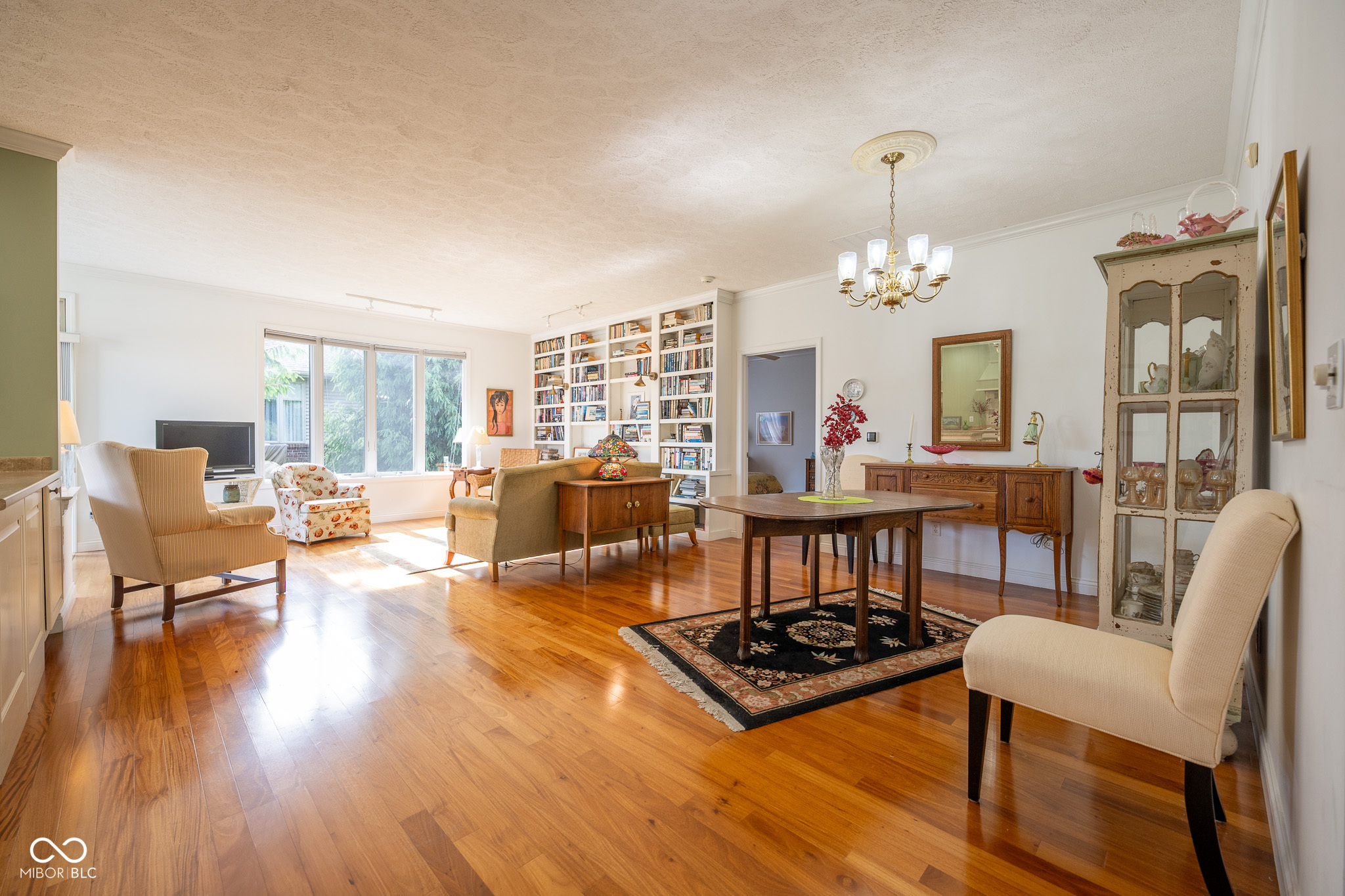 476 Glenview Drive