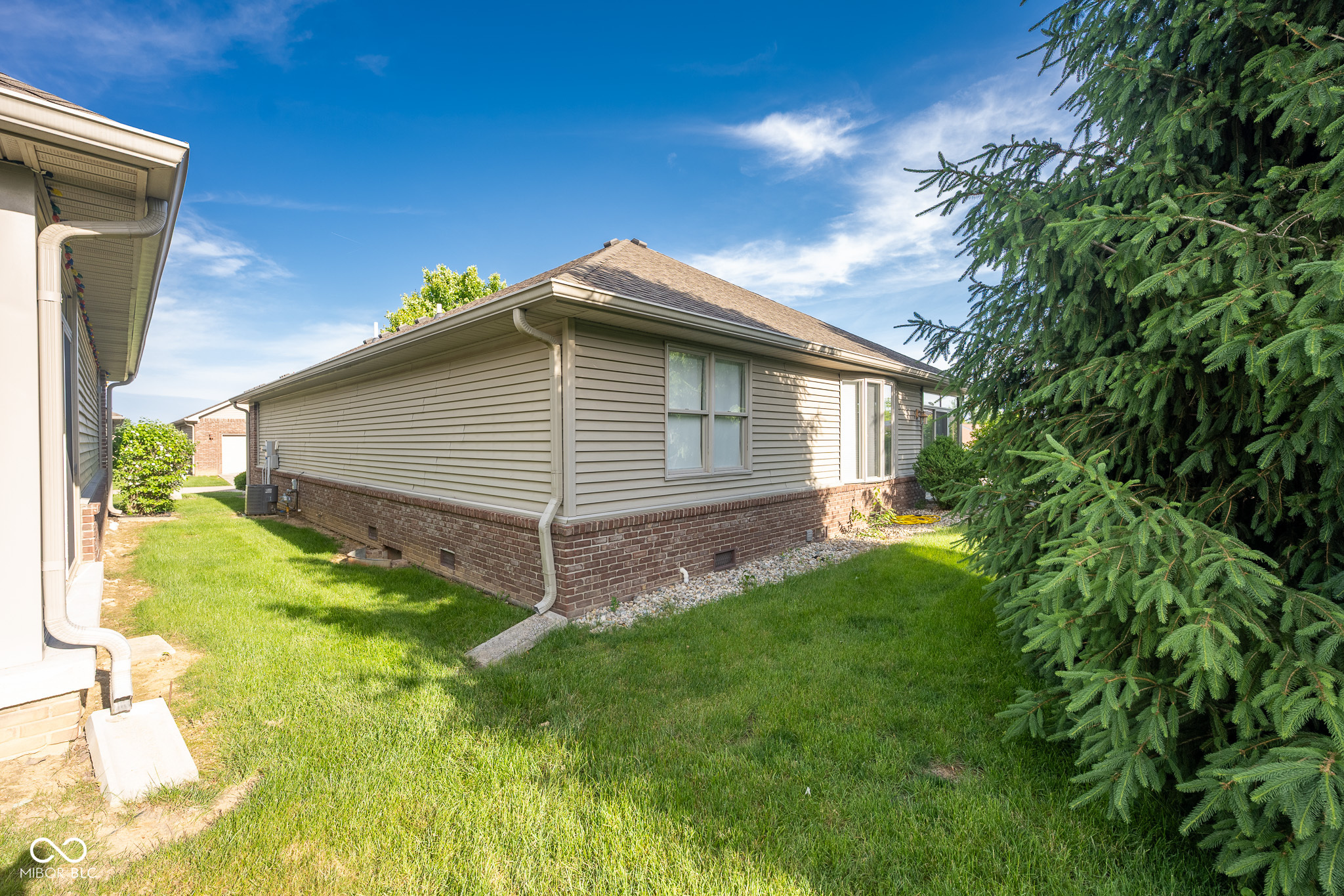 476 Glenview Drive